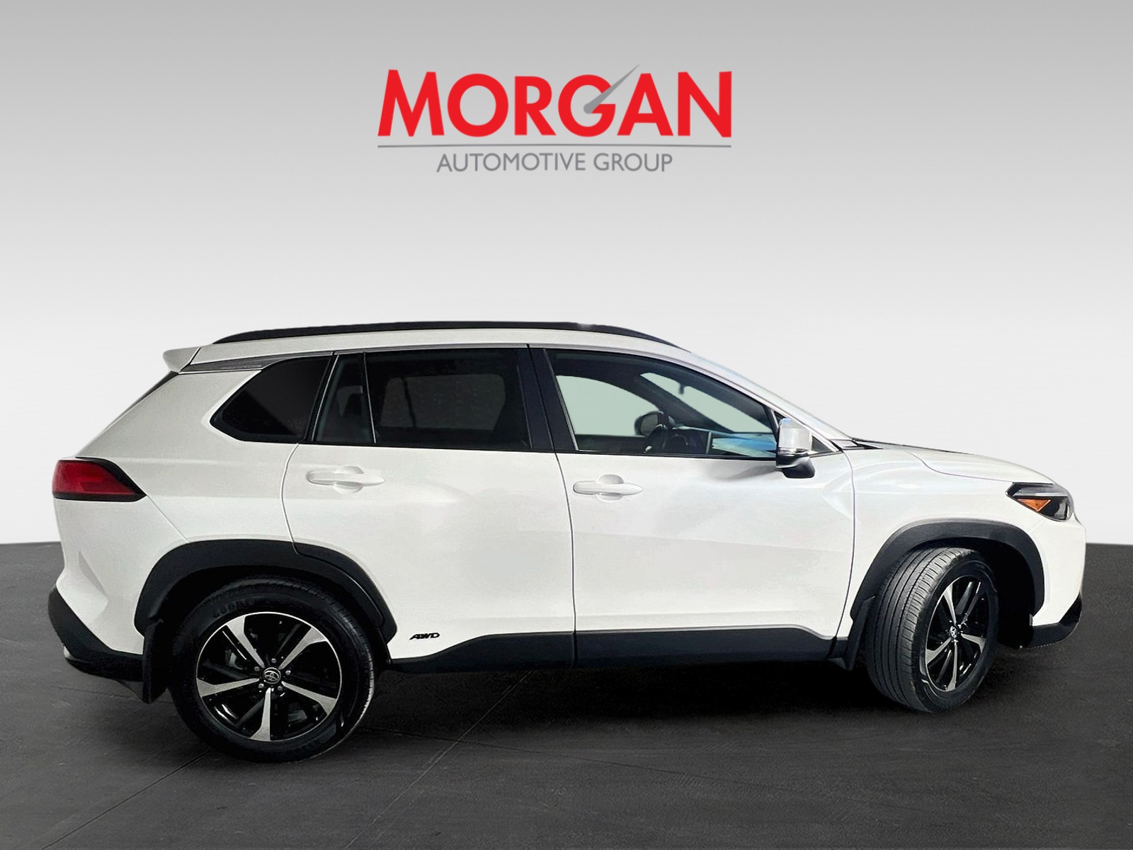 Used 2024  Toyota Hybrid XSE image 9