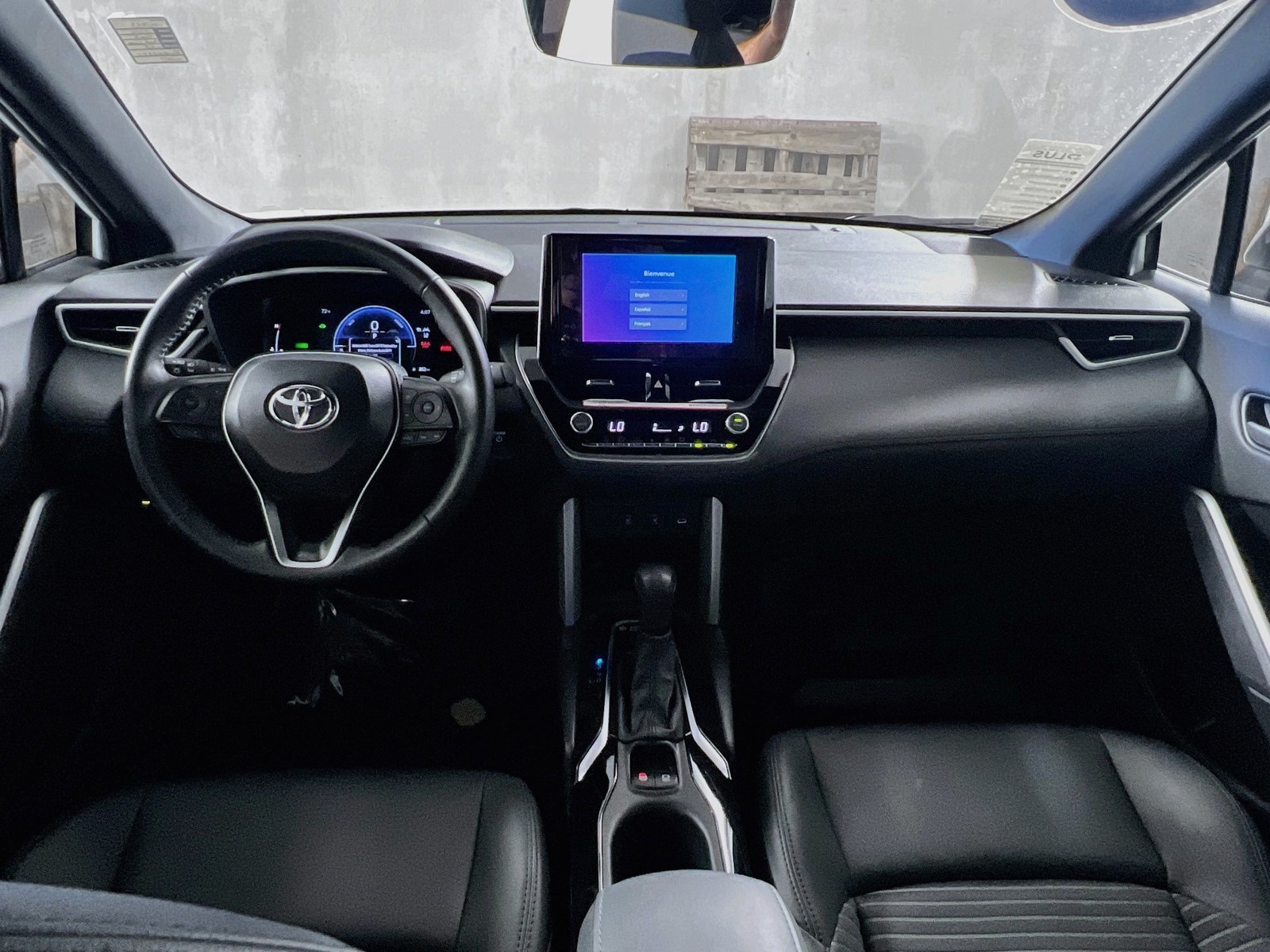 Used 2024  Toyota Hybrid XSE image 28