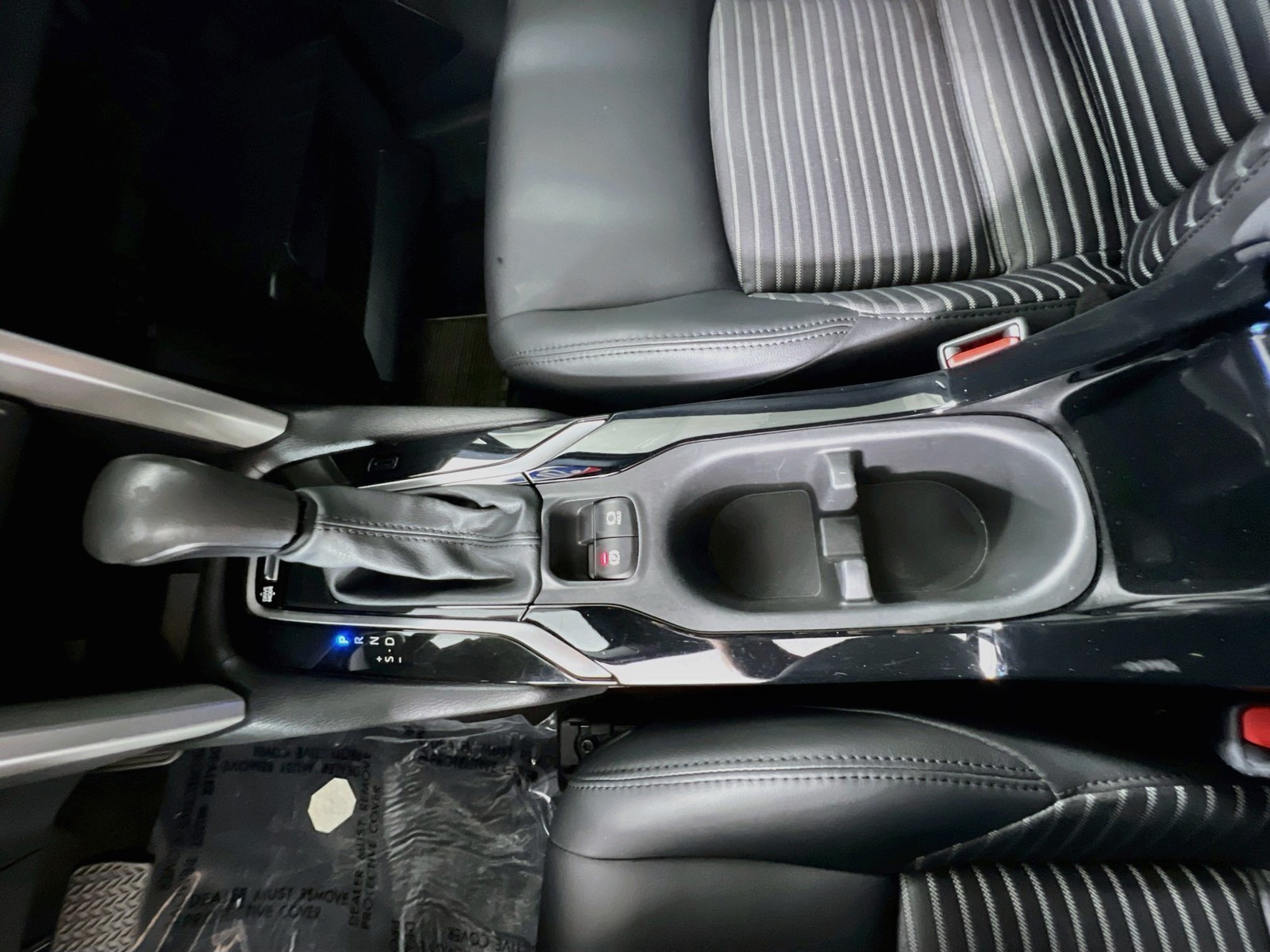 Used 2024  Toyota Hybrid XSE image 25