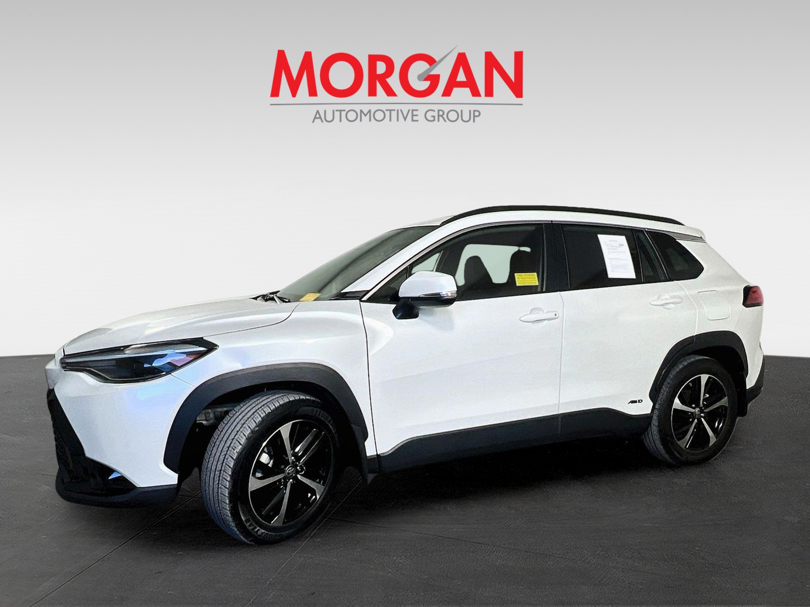 Used 2024  Toyota Hybrid XSE image 4