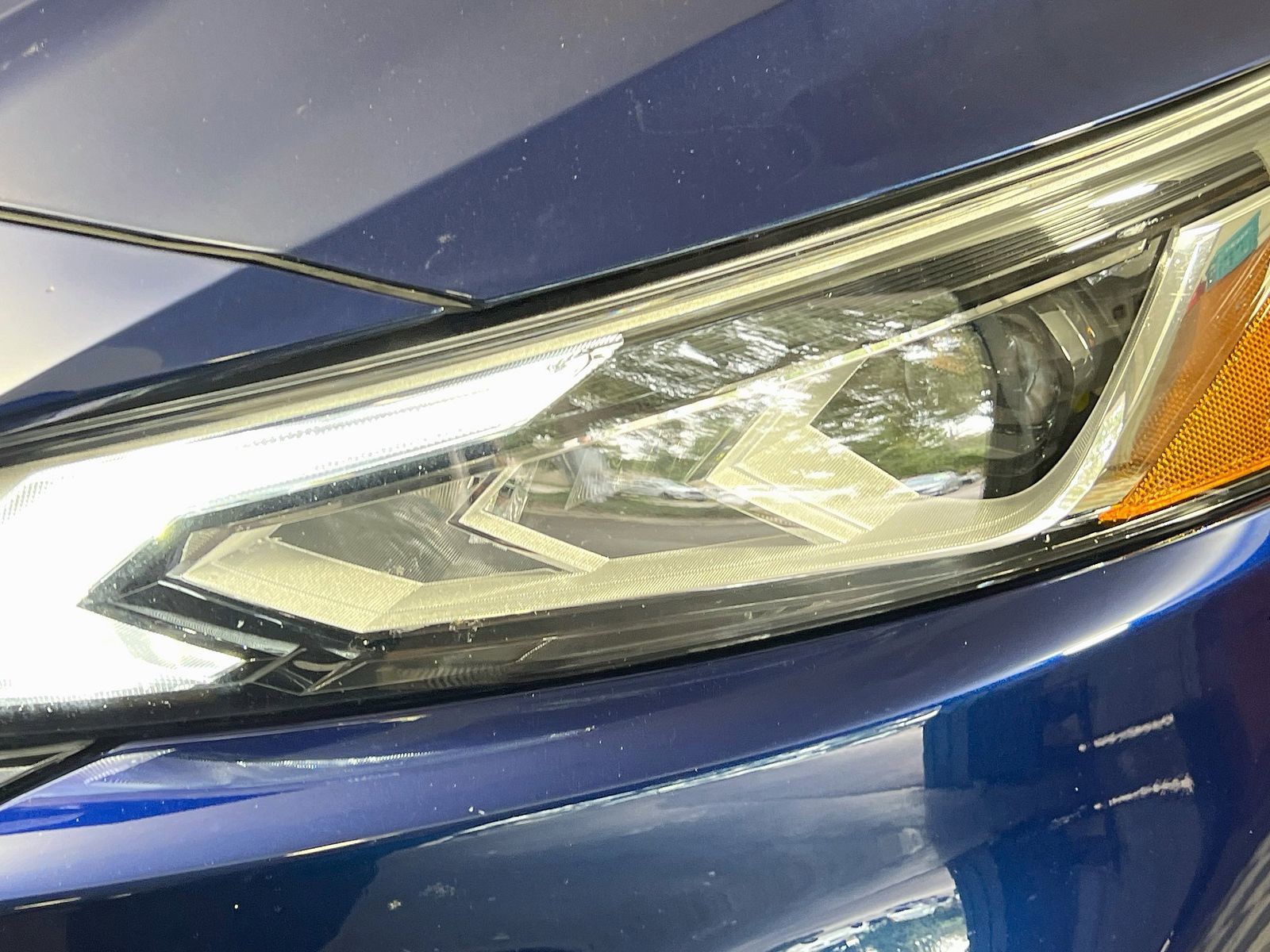 Used 2019 Blue Nissan 2.5 SR image 9