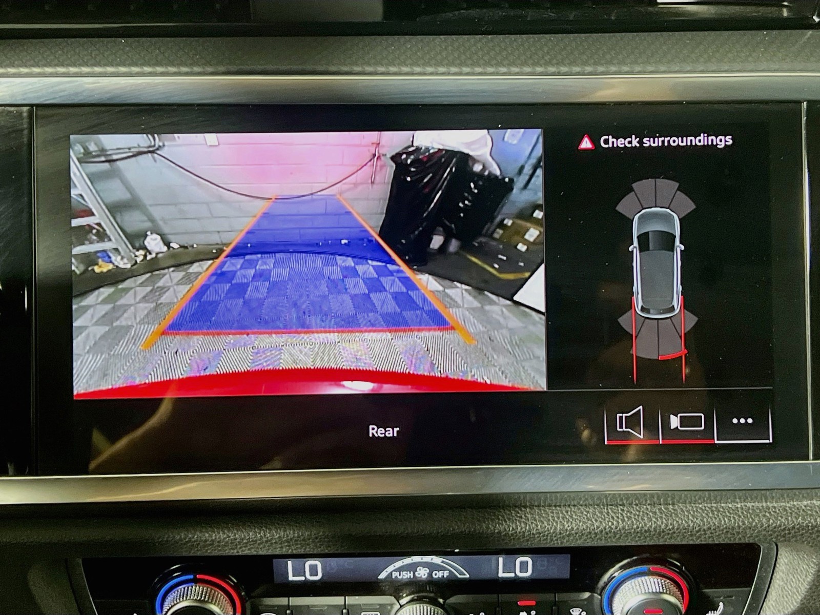Used 2025  Audi Premium image 24