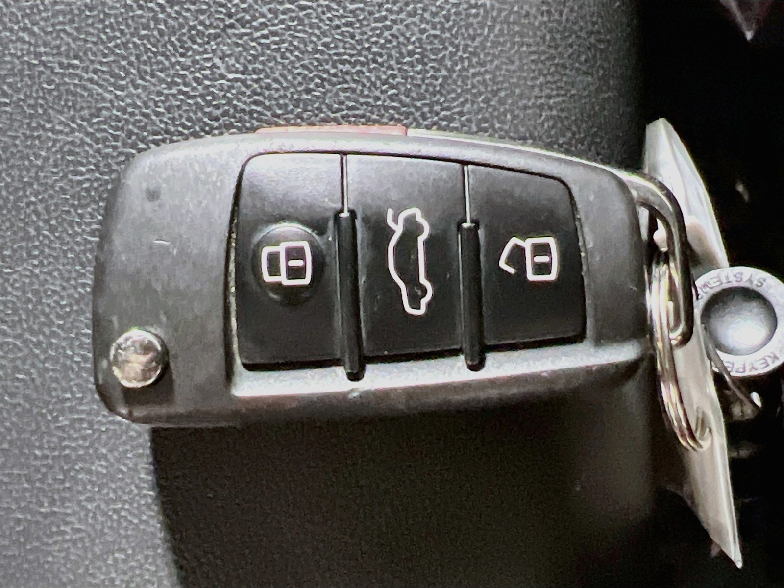 Used 2025  Audi Premium image 32