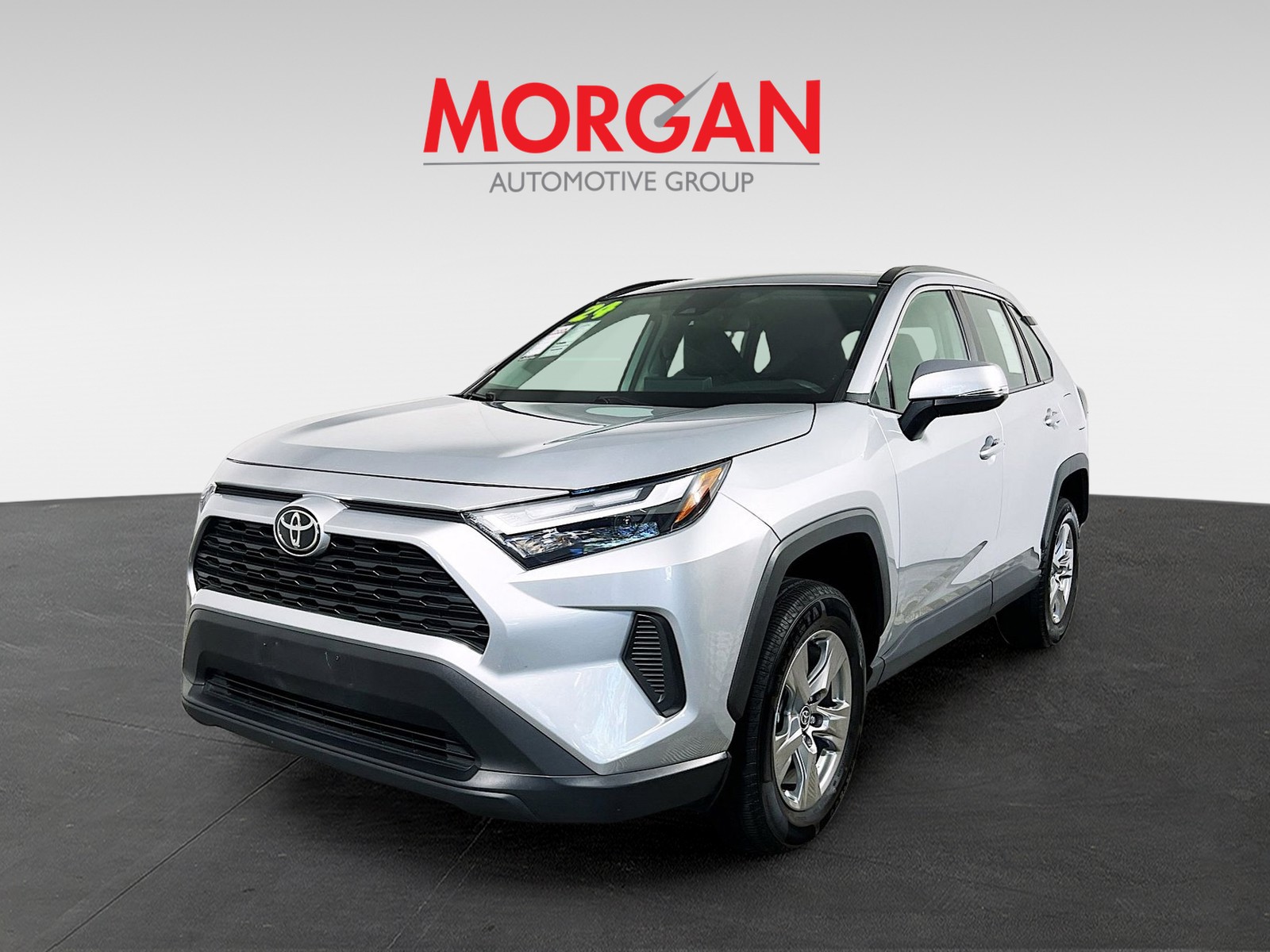 Used 2024 Silver Toyota XLE image 7