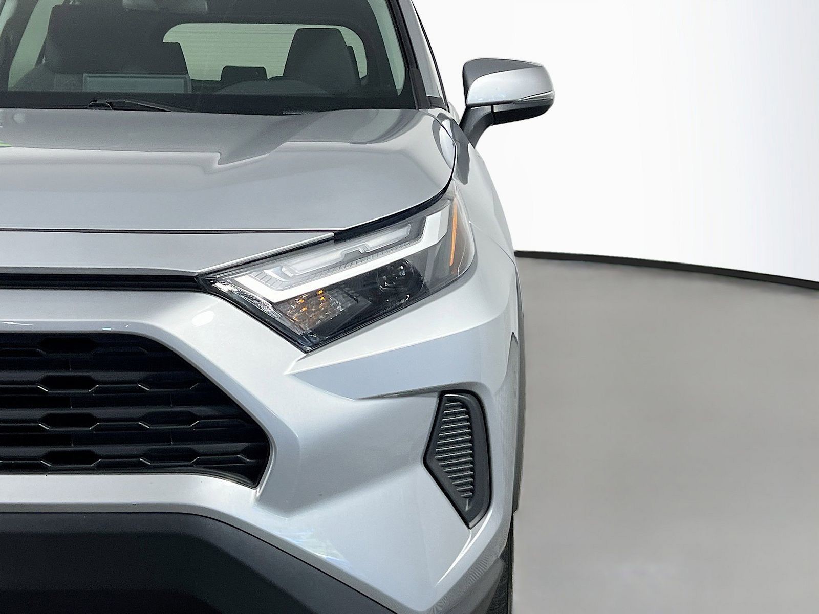 Used 2024 Silver Toyota XLE image 9