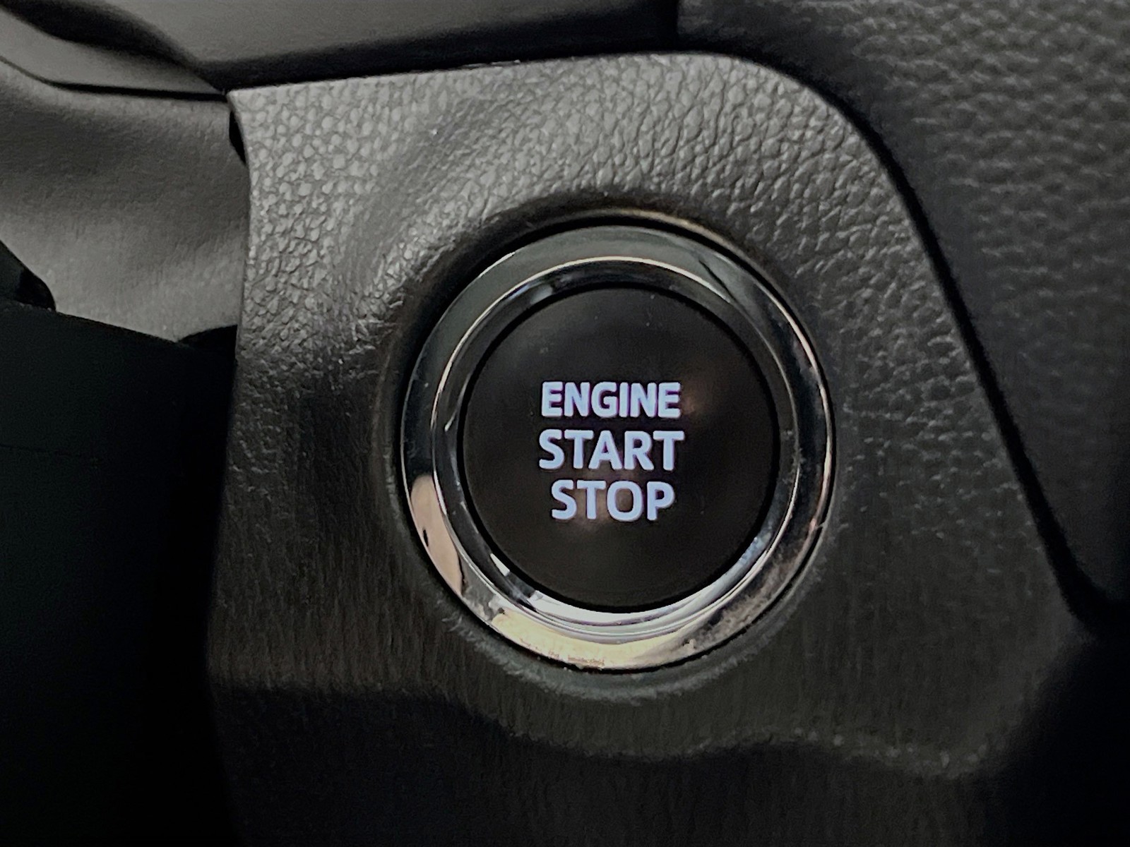 Used 2024 Silver Toyota XLE image 20