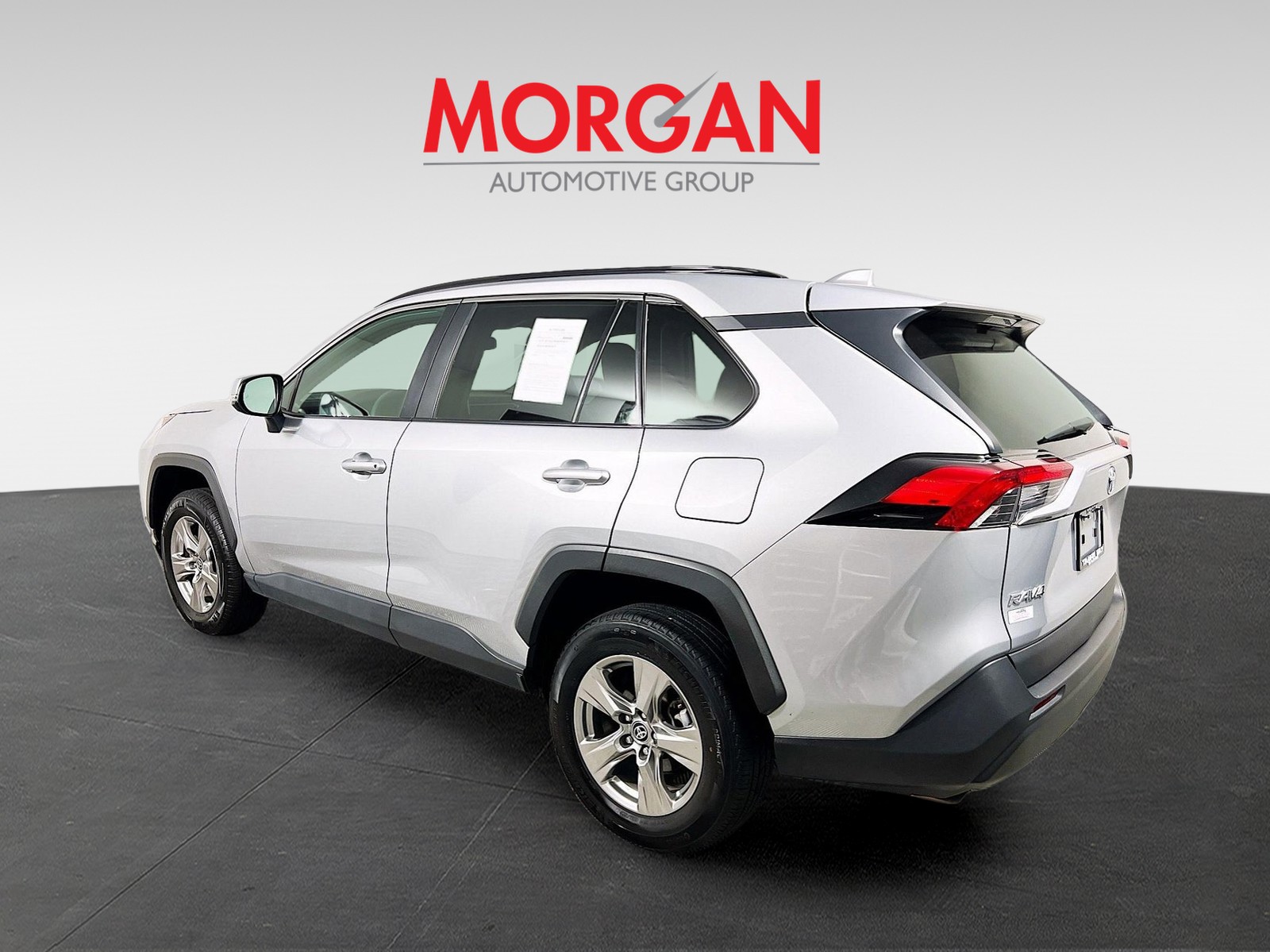 Used 2024 Silver Toyota XLE image 5