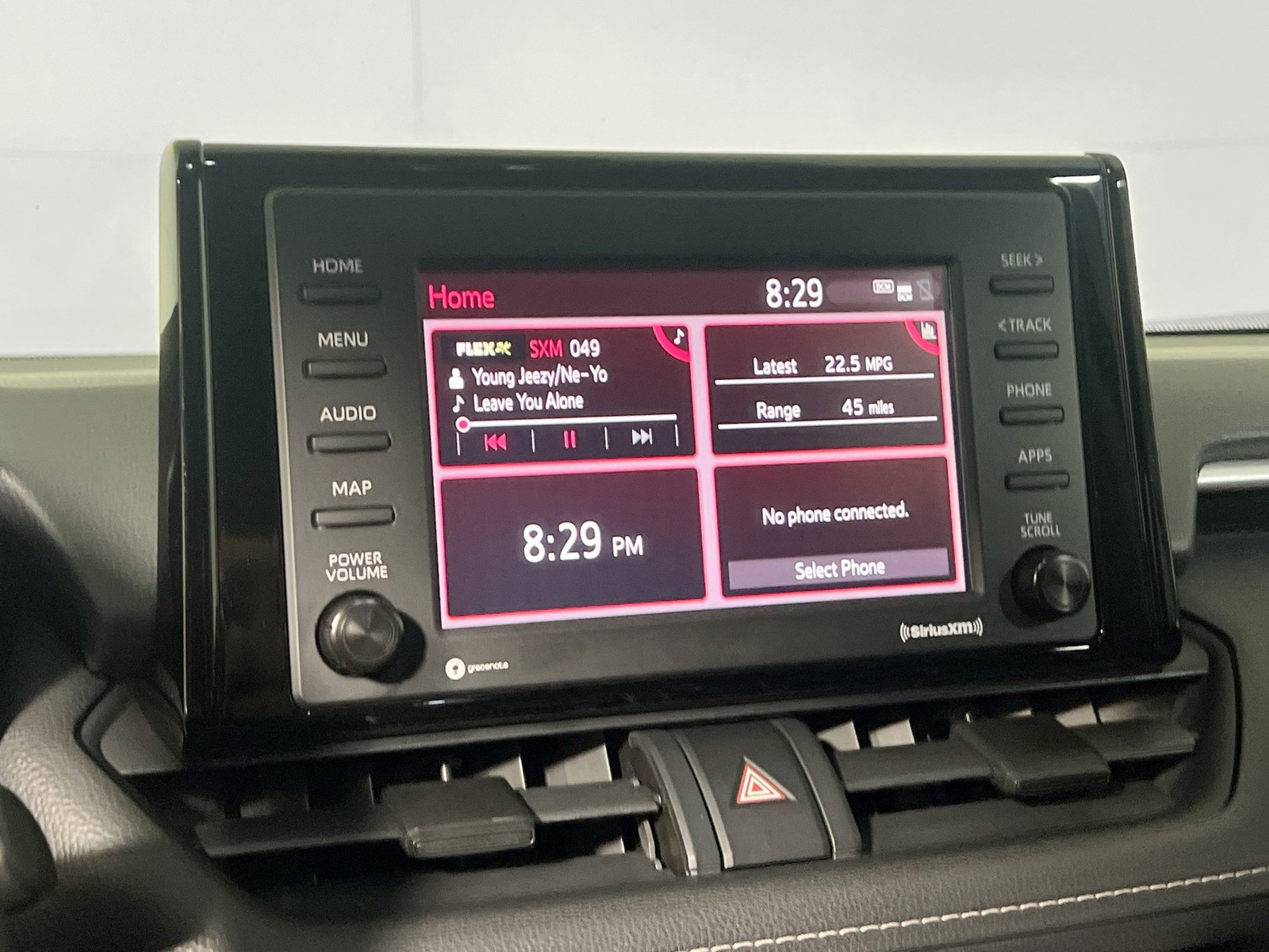 Certified Used 2020 Silver Toyota XLE image 24