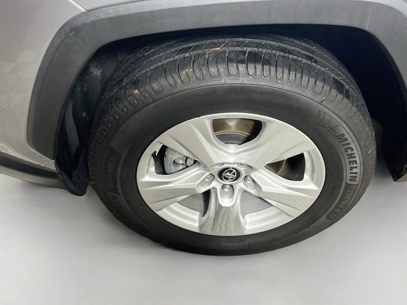 Certified Used 2020 Silver Toyota XLE image 11