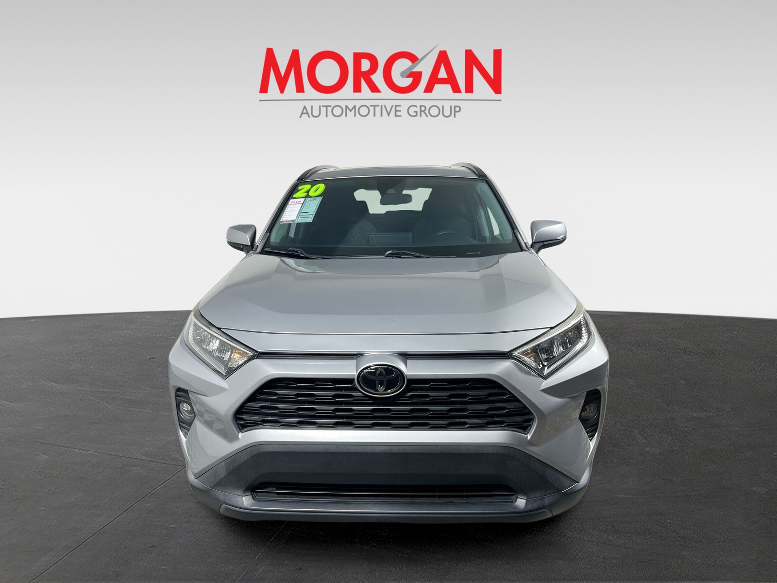 Certified Used 2020 Silver Toyota XLE image 8