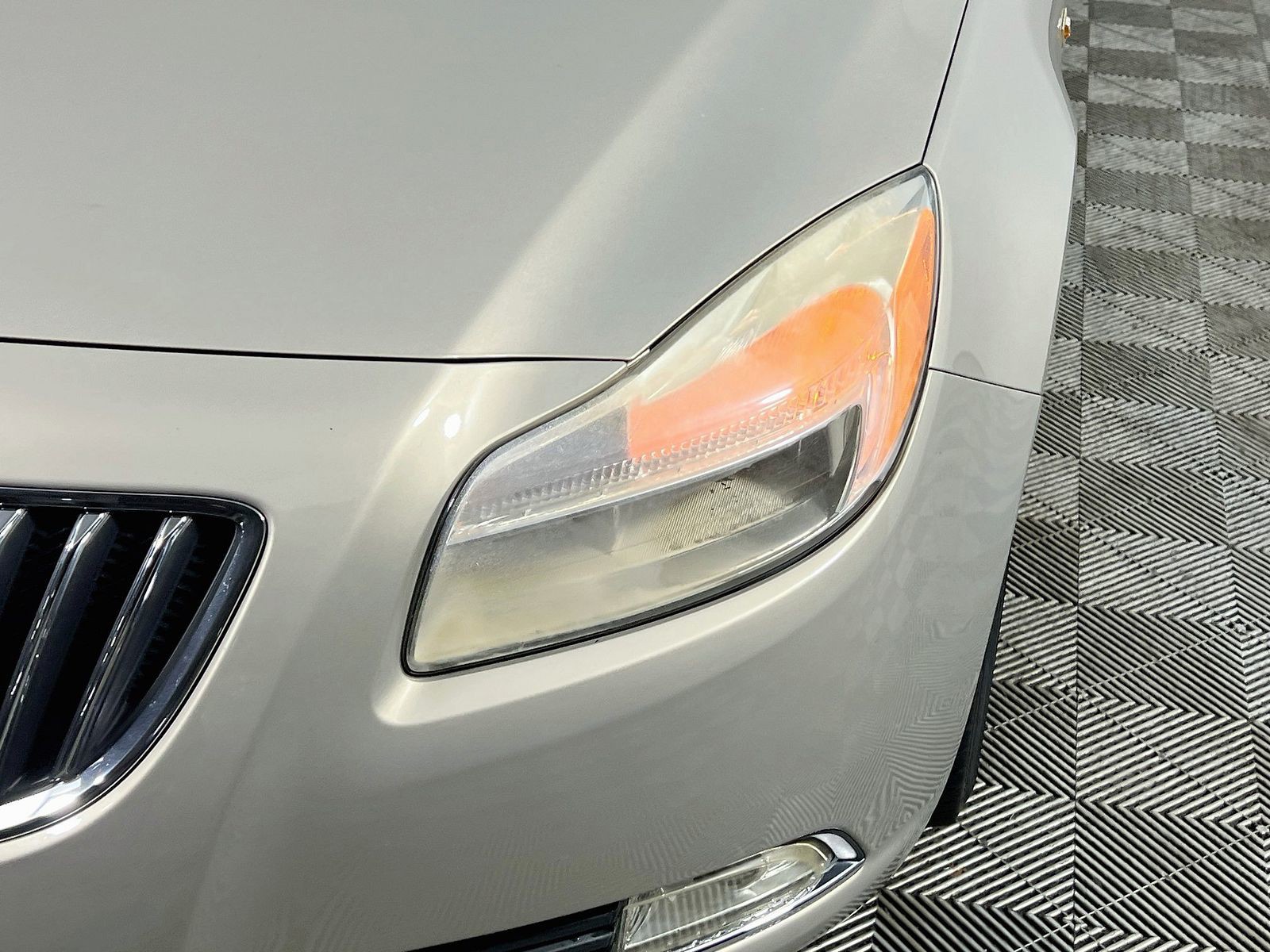 Used 2011 Gold Buick CXL image 9