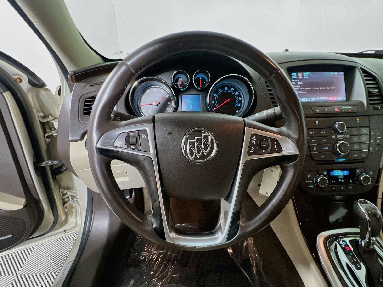 Used 2011 Gold Buick CXL image 15