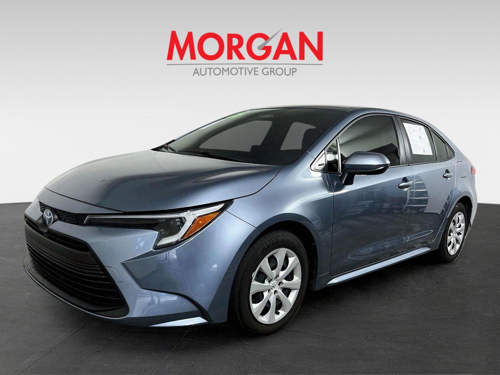 Used 2025  Toyota LE image 5
