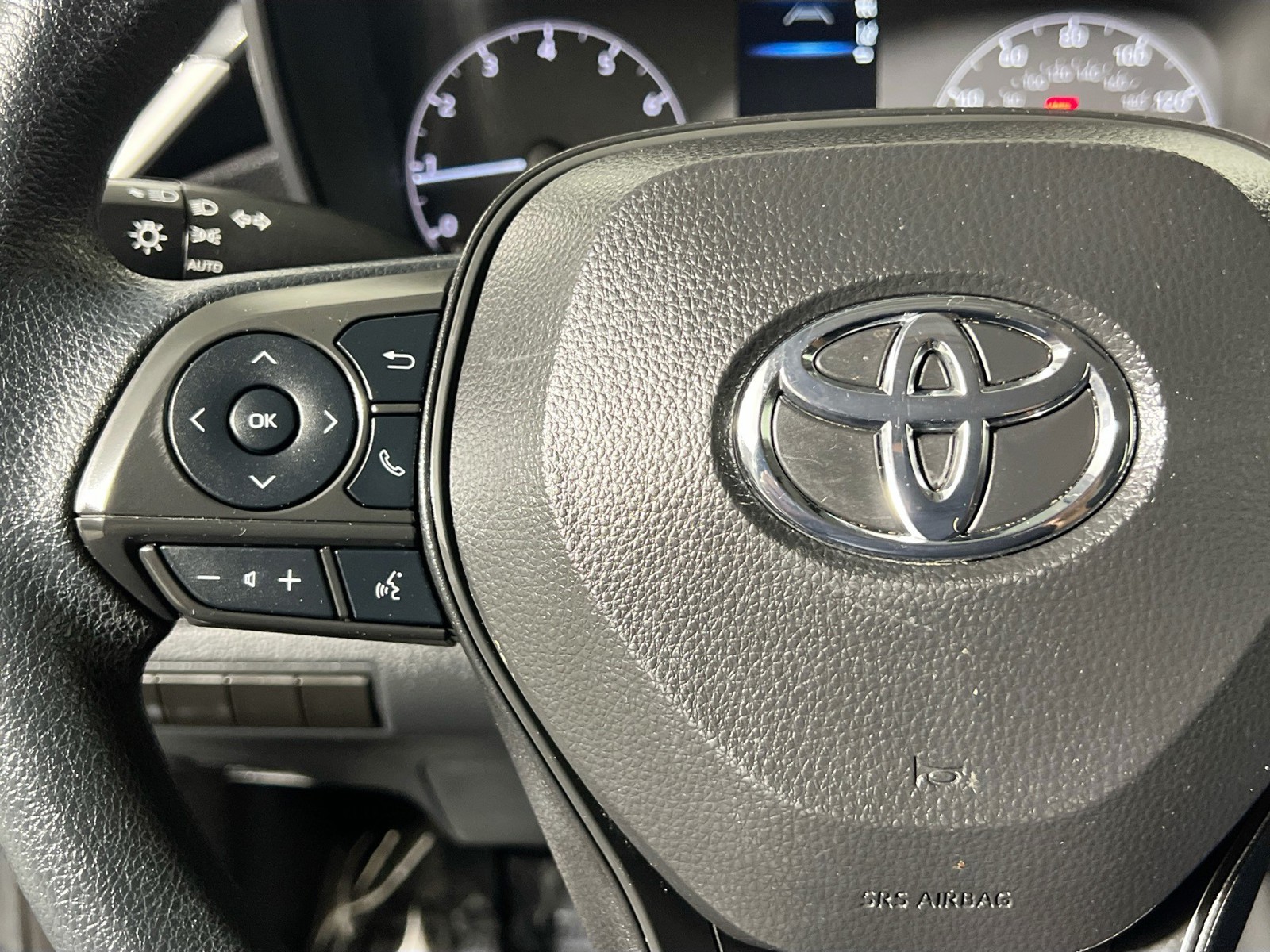 Certified Used 2024  Toyota LE image 15