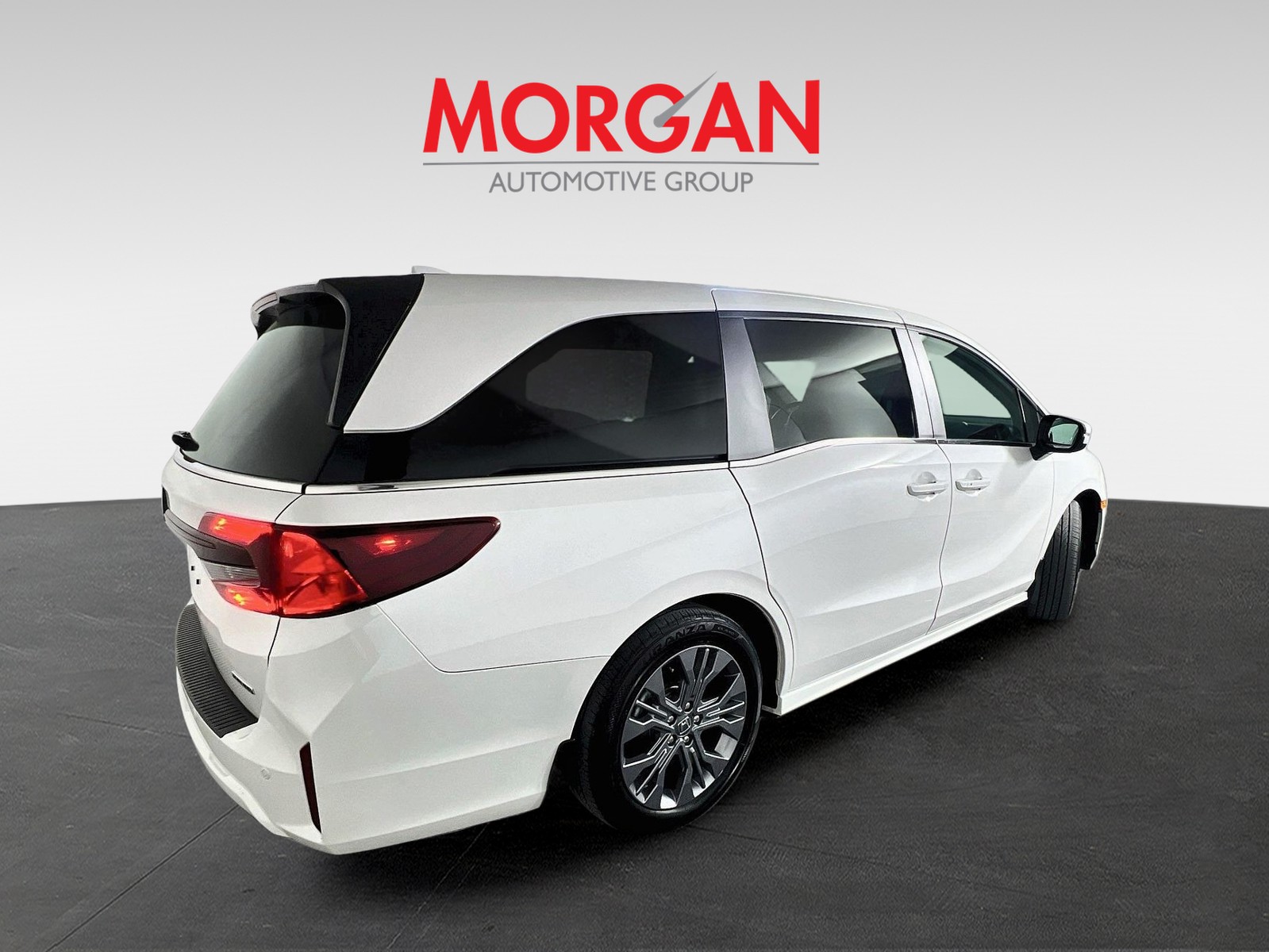 Used 2025  Honda Touring image 8