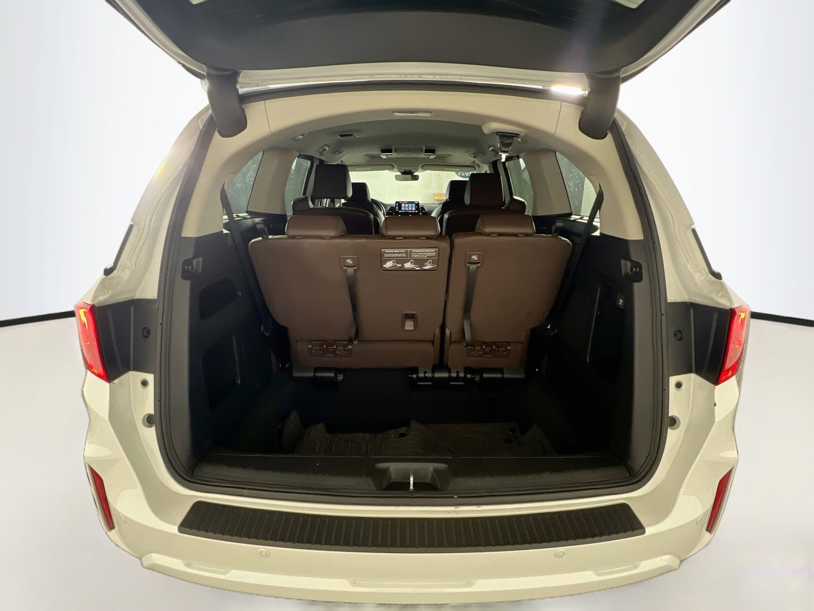 Used 2025  Honda Touring image 29