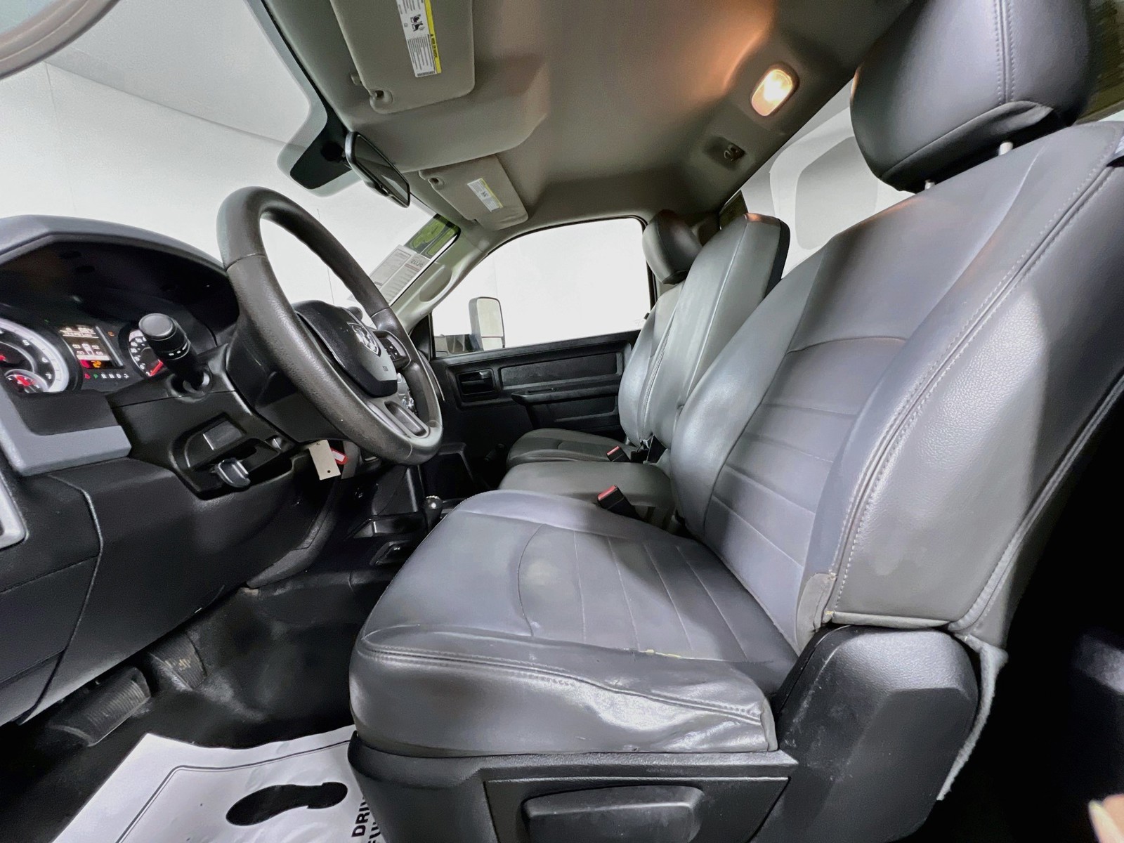 Used 2014 White Ram Tradesman image 12