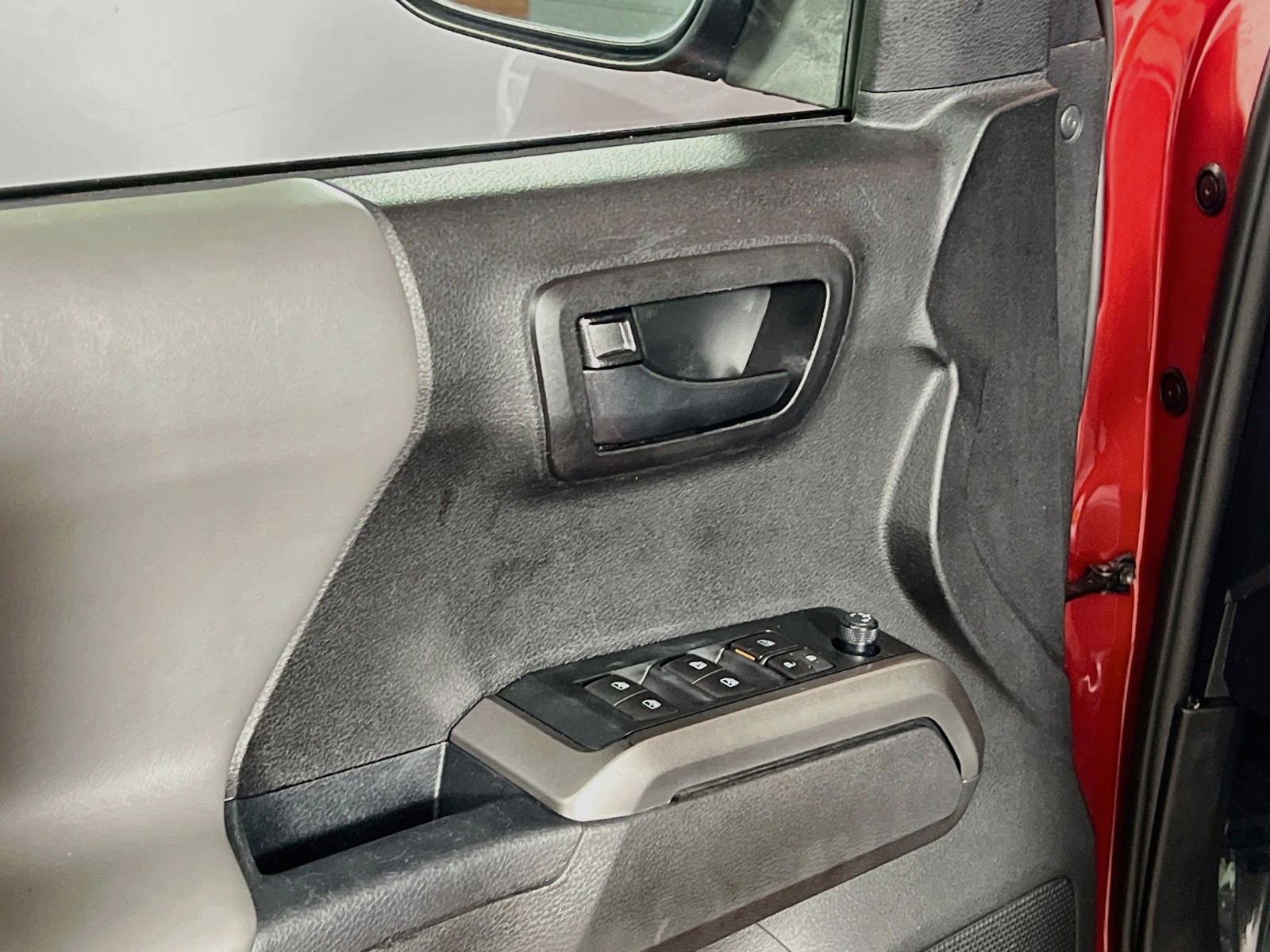 Used 2021 Red Toyota SR5 image 13