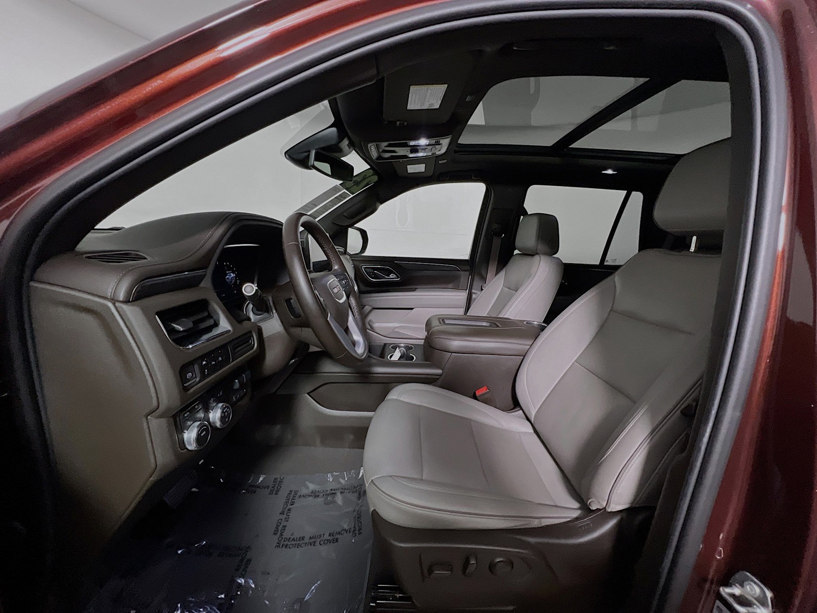 Used 2023  GMC SLT image 11