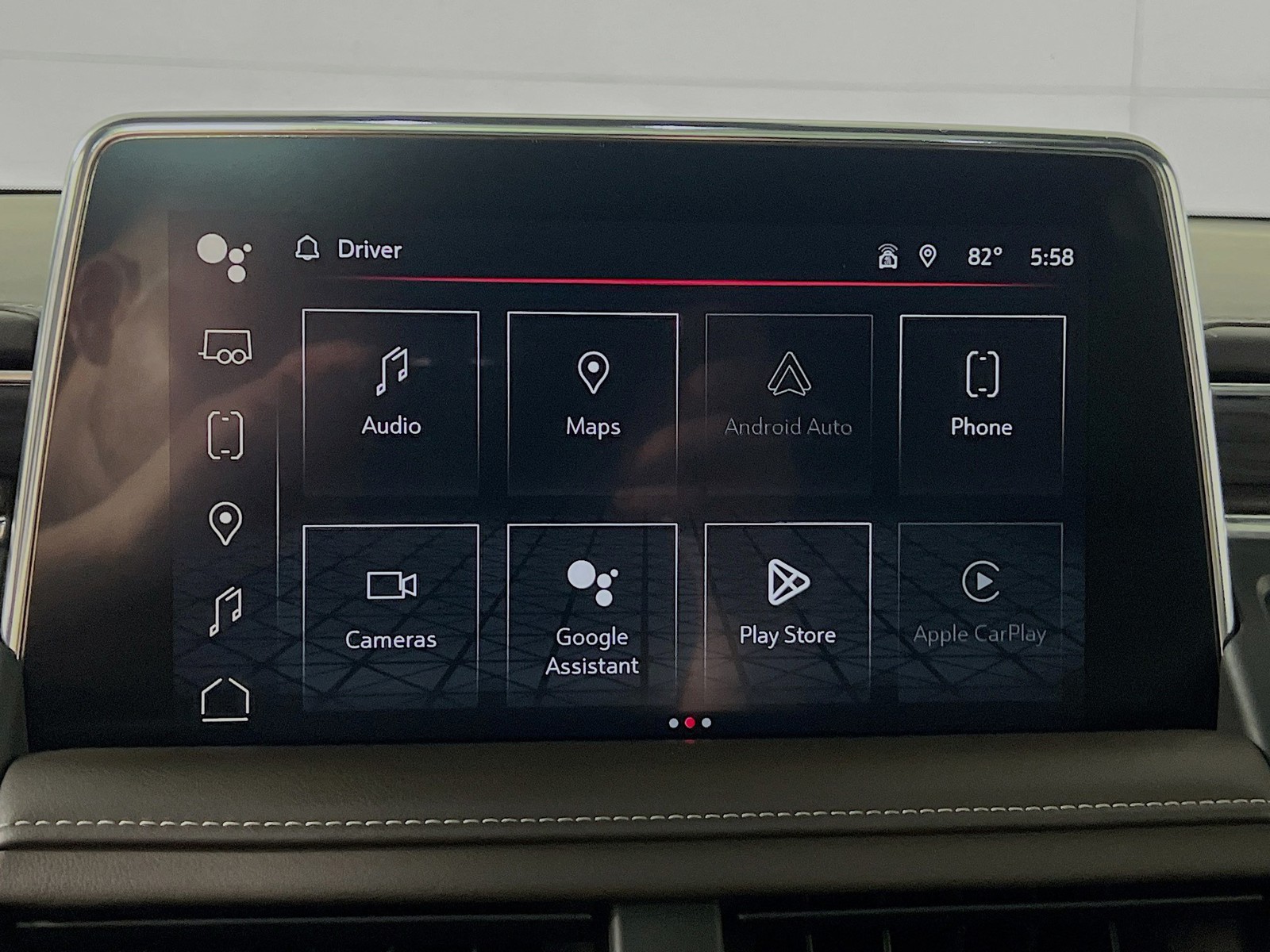 Used 2023  GMC SLT image 23