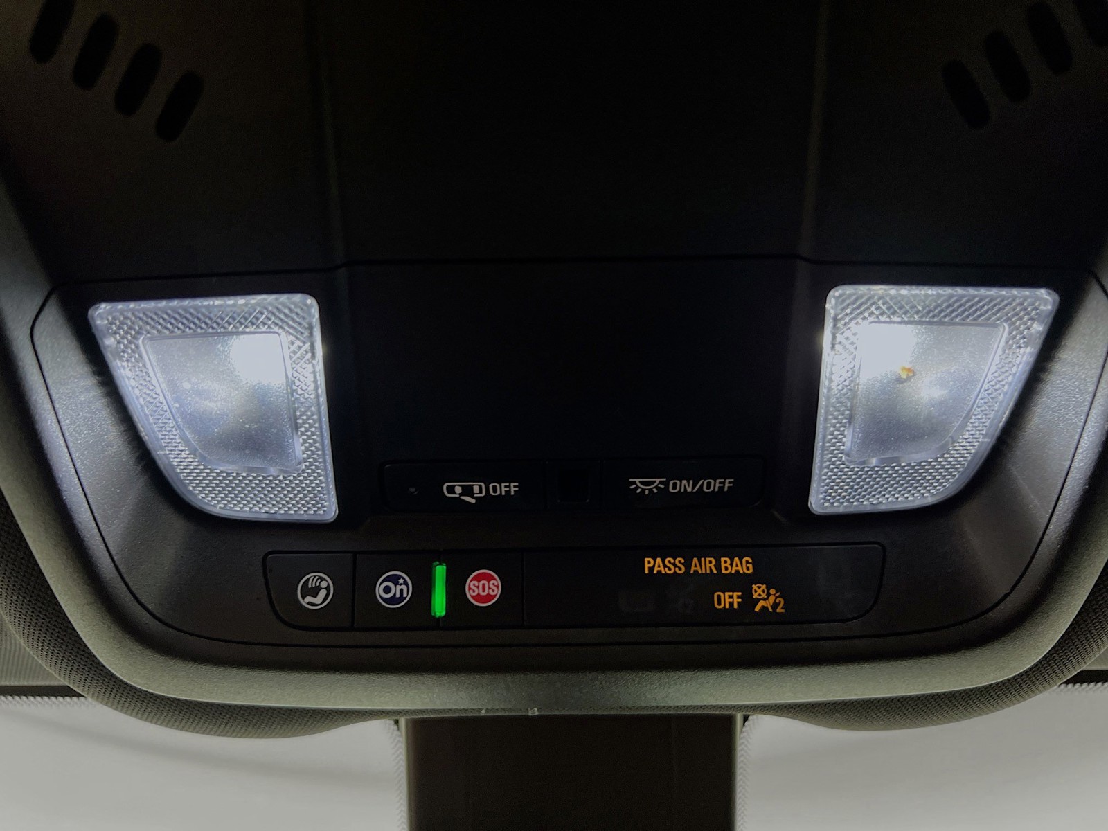 2023 Chevrolet Equinox RS - Photo 18