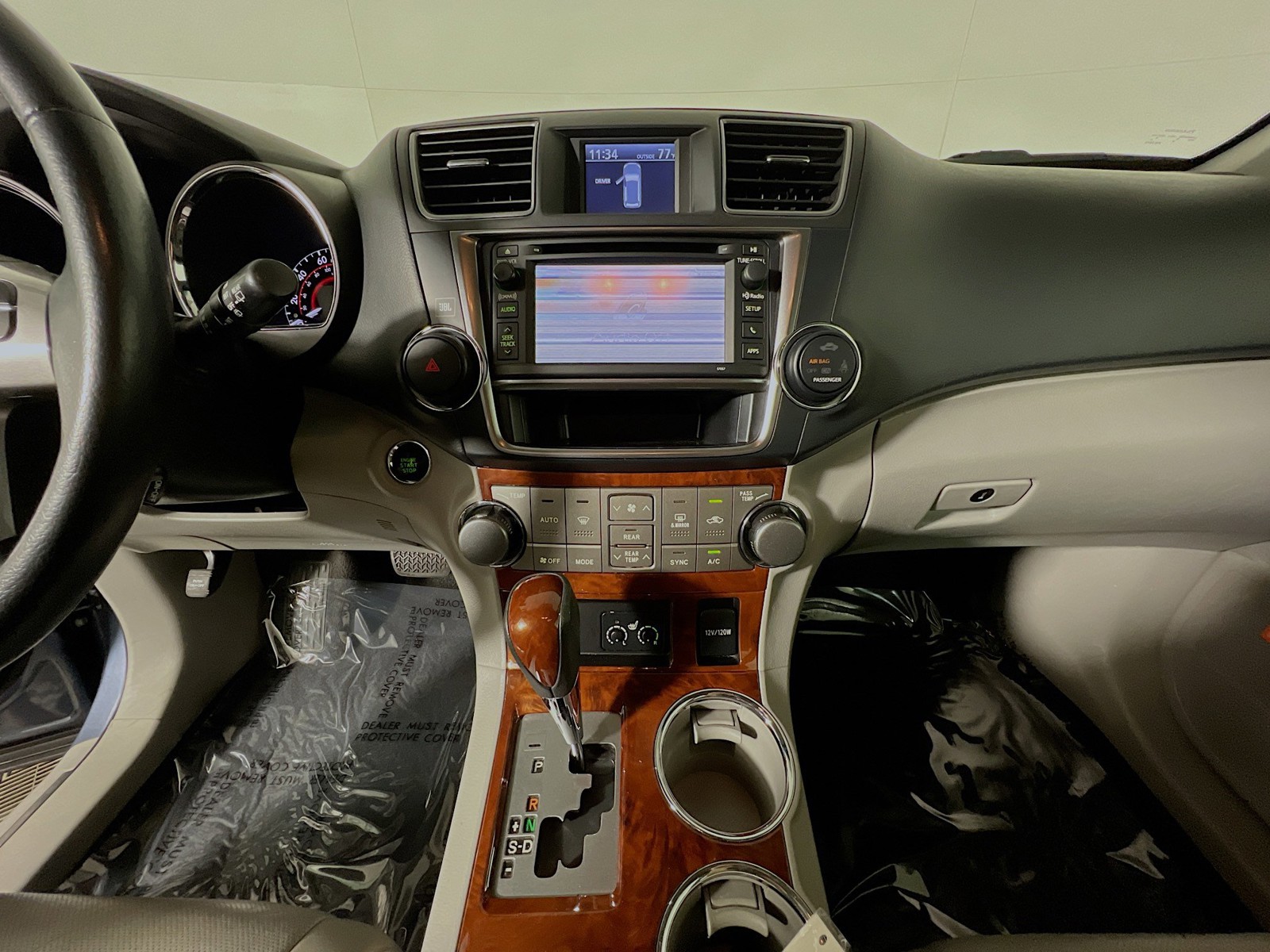 Used 2013 Blue Toyota Limited image 22