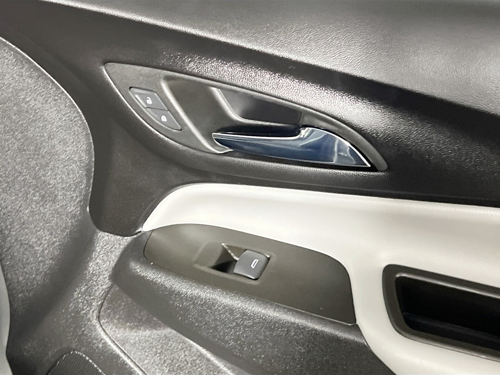 Used 2023 Gray Chevrolet LS image 29