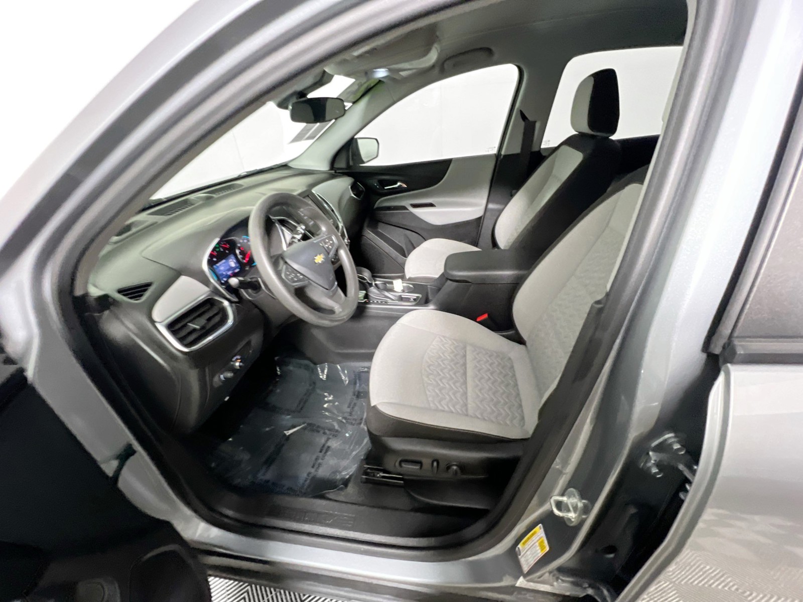 Used 2023 Gray Chevrolet LS image 12