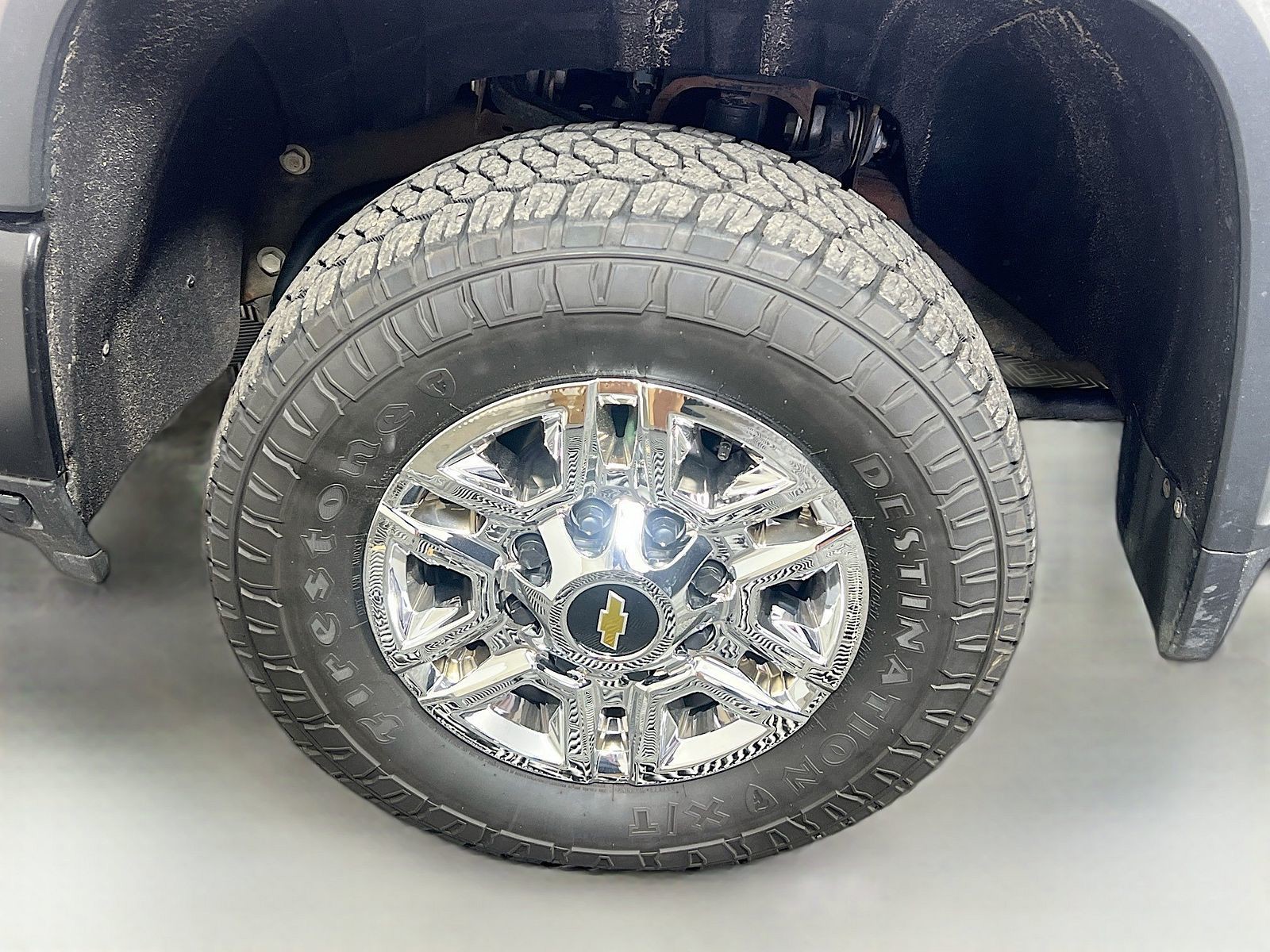 Used 2025 White Chevrolet Work Truck image 9