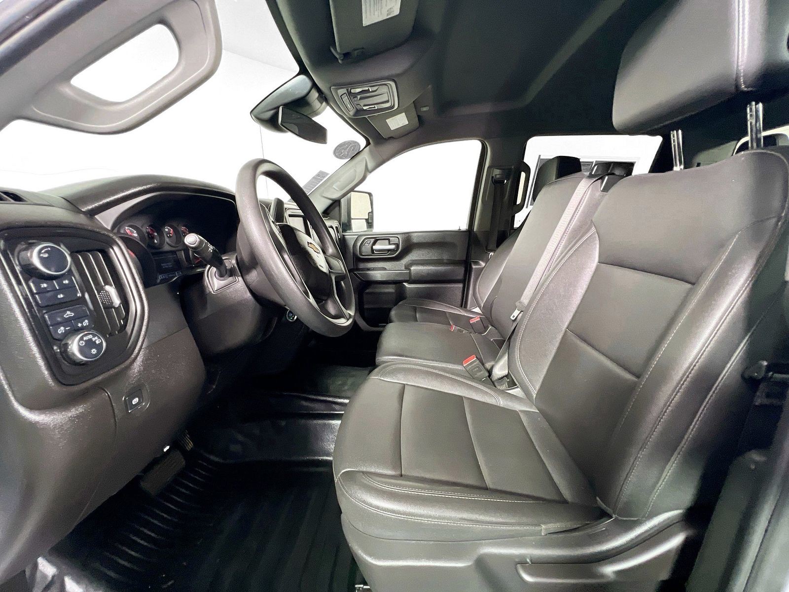 Used 2025 White Chevrolet Work Truck image 10