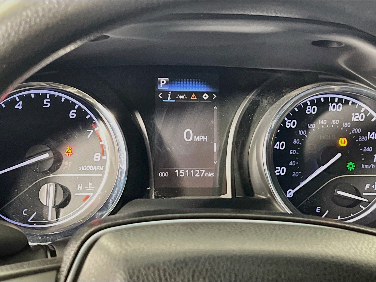 Used 2019 Silver Toyota LE image 19