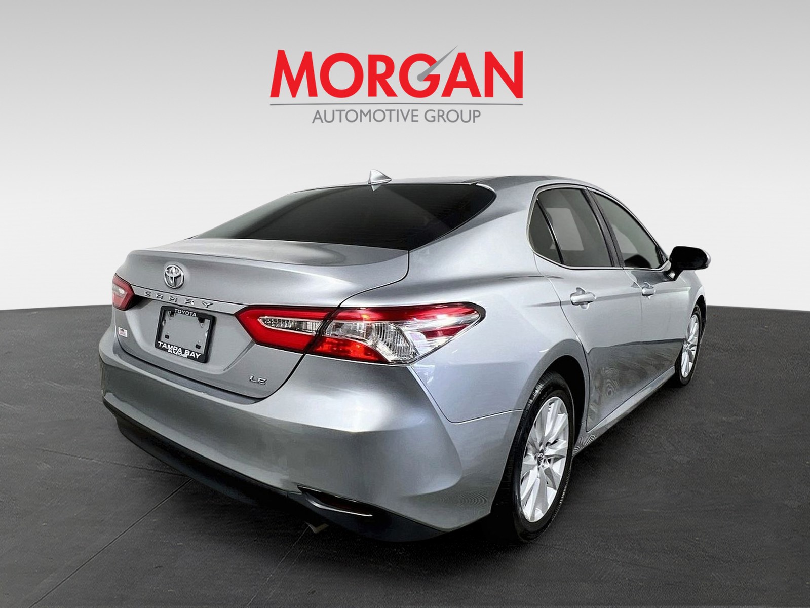 Used 2019 Silver Toyota LE image 3