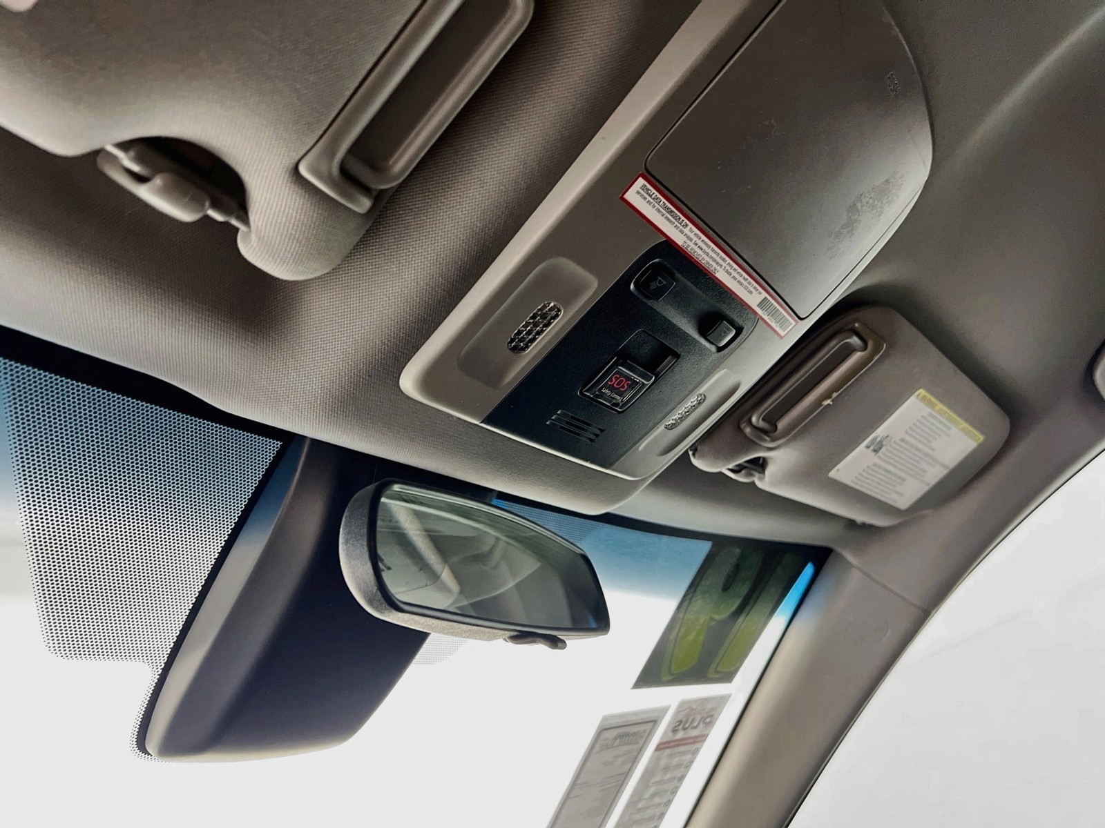 Used 2019 Silver Toyota LE image 18