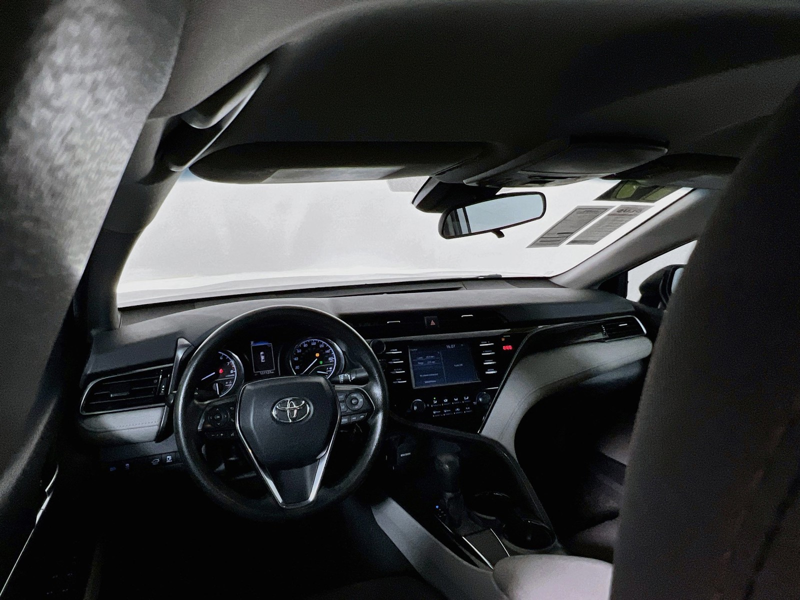 Used 2019 Silver Toyota LE image 26
