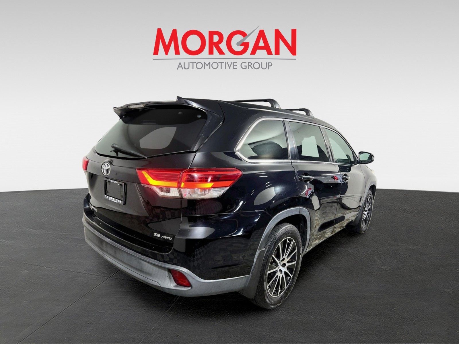 Used 2018 Black Toyota SE image 3