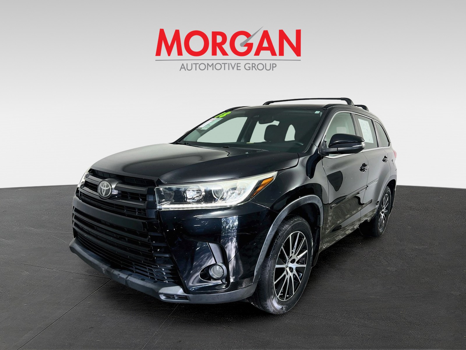 Used 2018 Black Toyota SE image 7