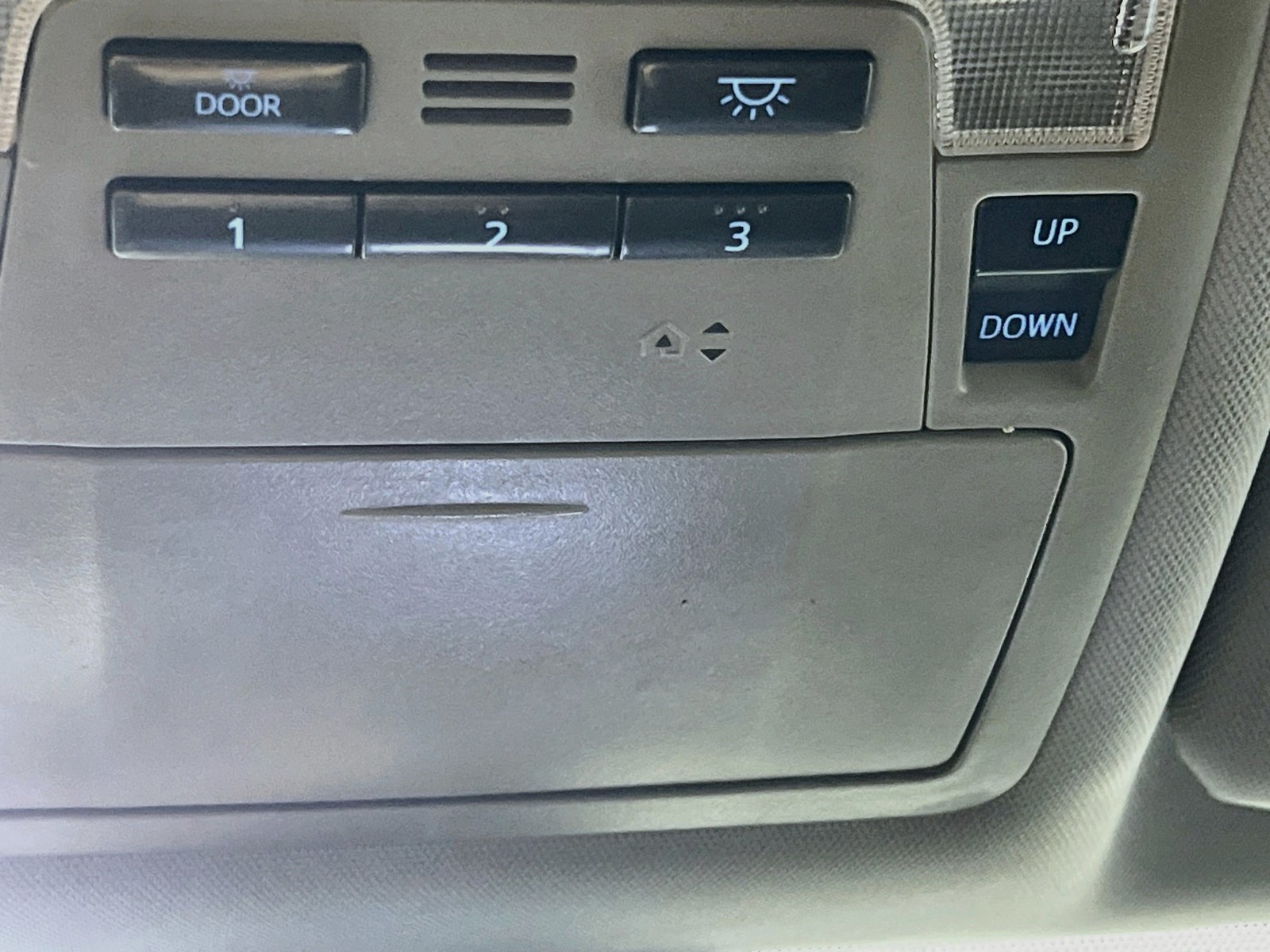 Used 2018 Black Toyota SE image 19