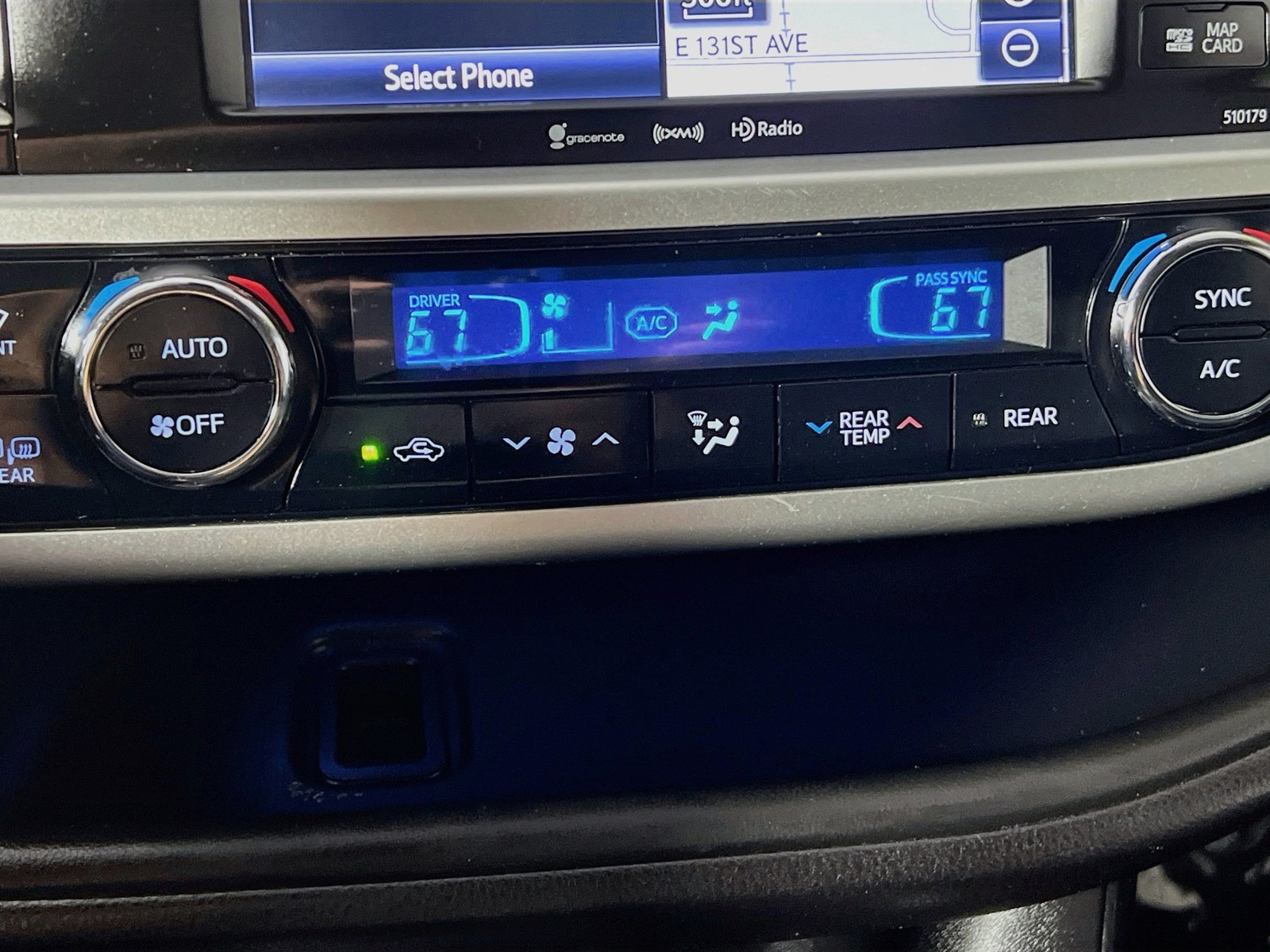 Used 2018 Black Toyota SE image 23