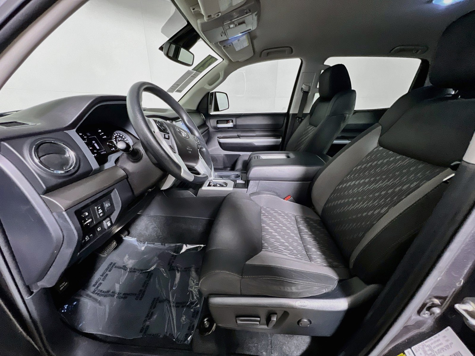 Used 2021 Gray Toyota SR5 image 12