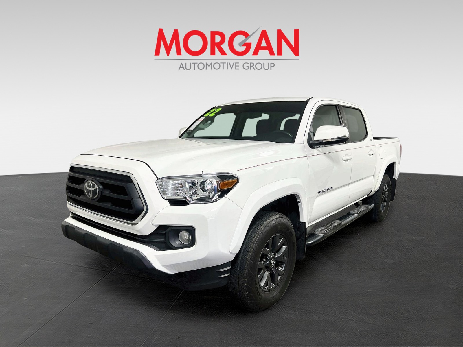 Used 2022 White Toyota SR5 image 6