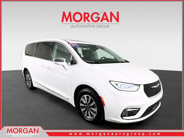 2022 Chrysler Pacifica Hybrid Limited Hybrid's photo
