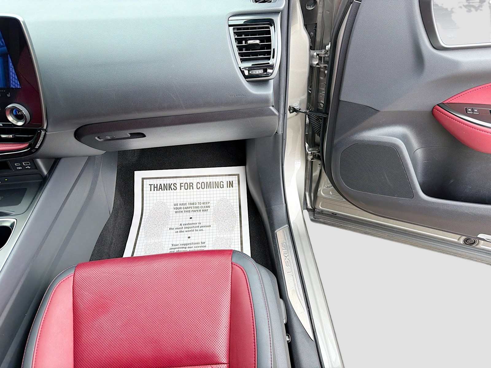 Used 2023 Silver Lexus 450h+ Luxury image 17