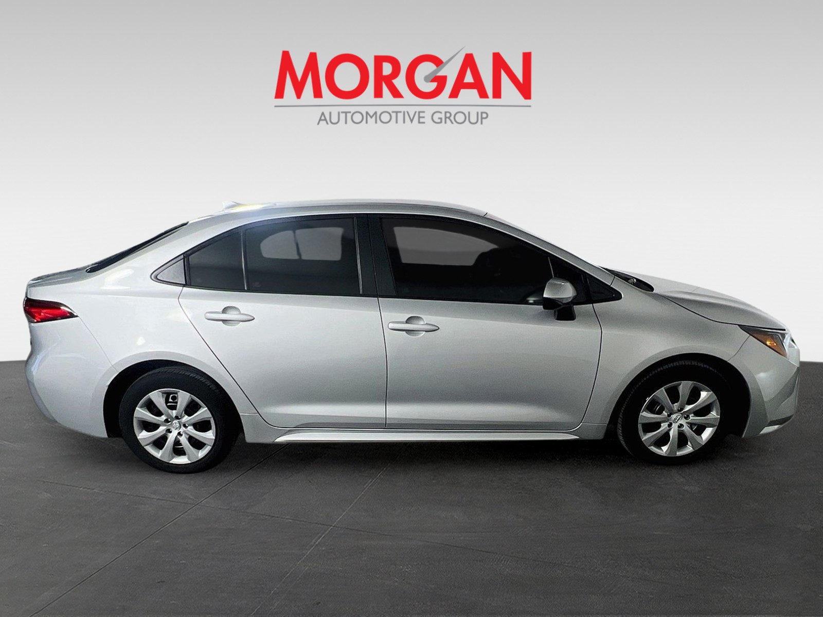 Used 2023 Silver Toyota LE image 9