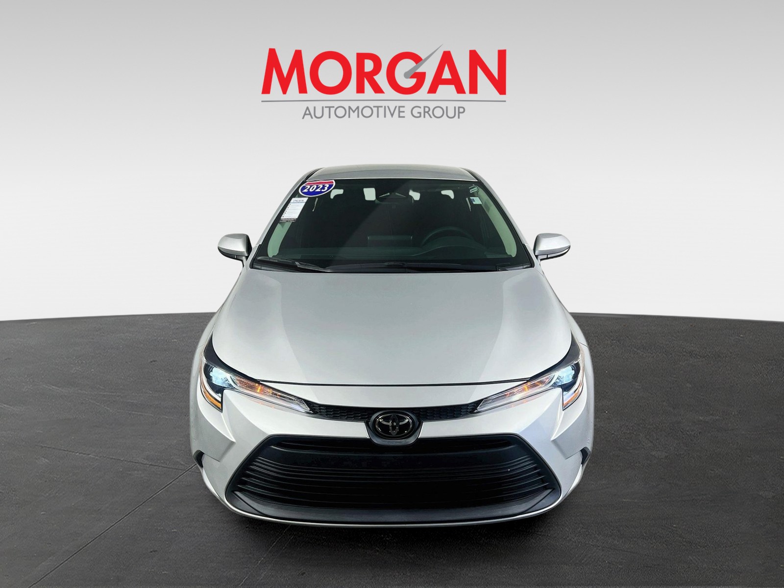 Used 2023 Silver Toyota LE image 3