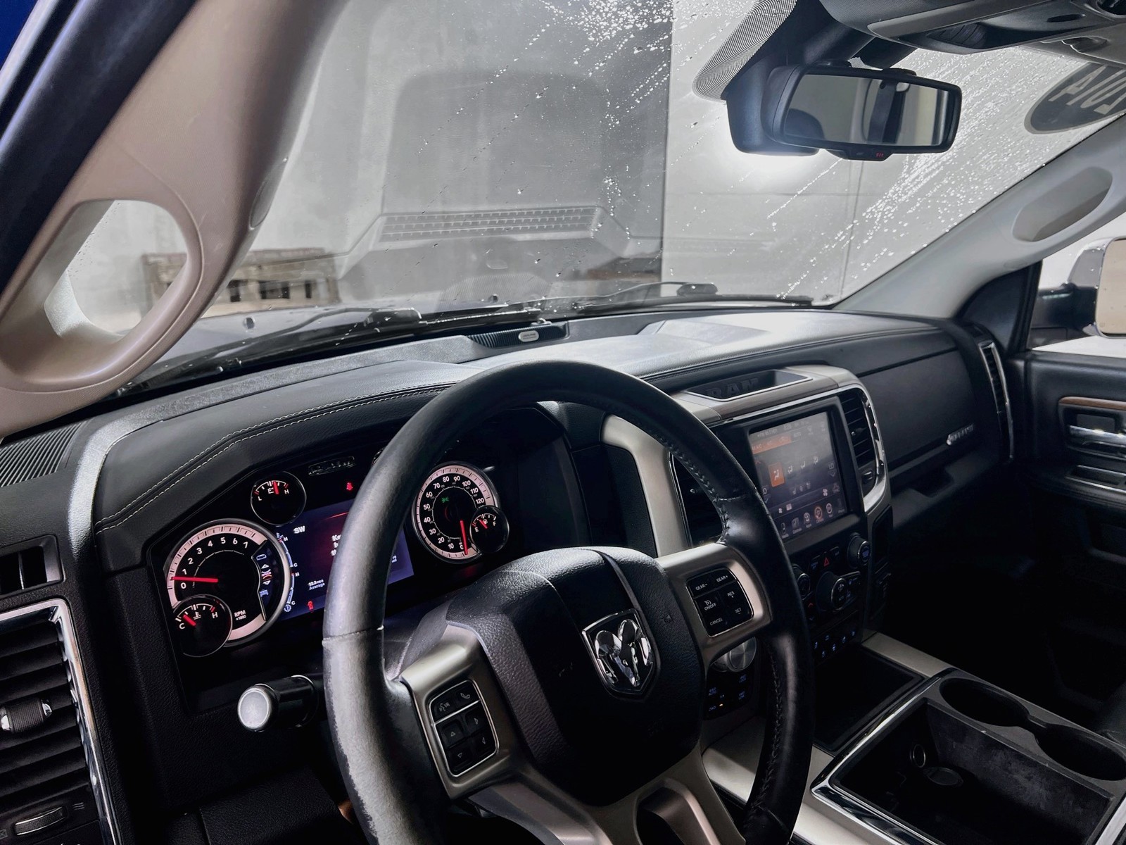 Used 2014 Blue Ram Laramie image 11
