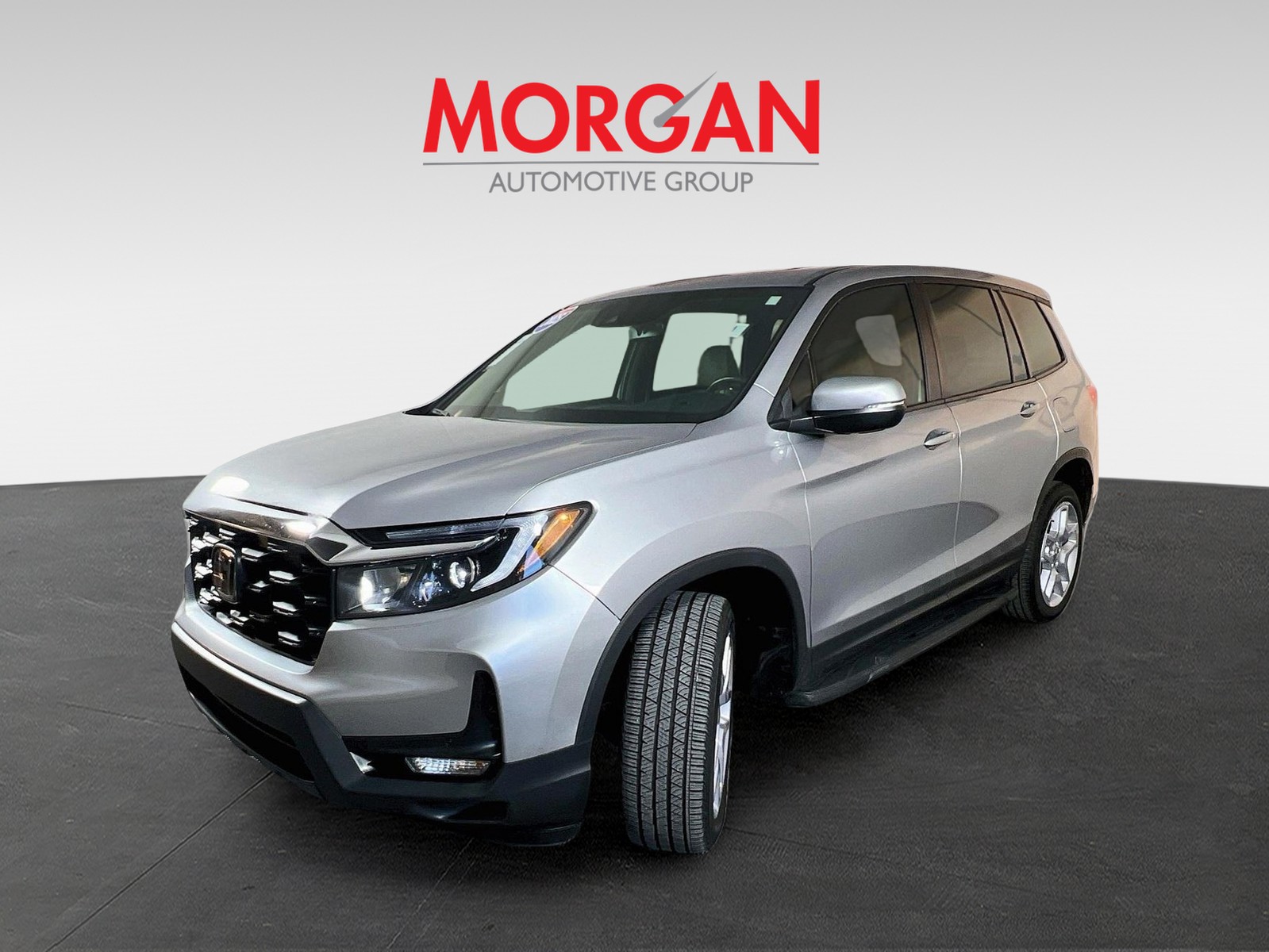 Used 2025 Silver Honda EX-L image 4