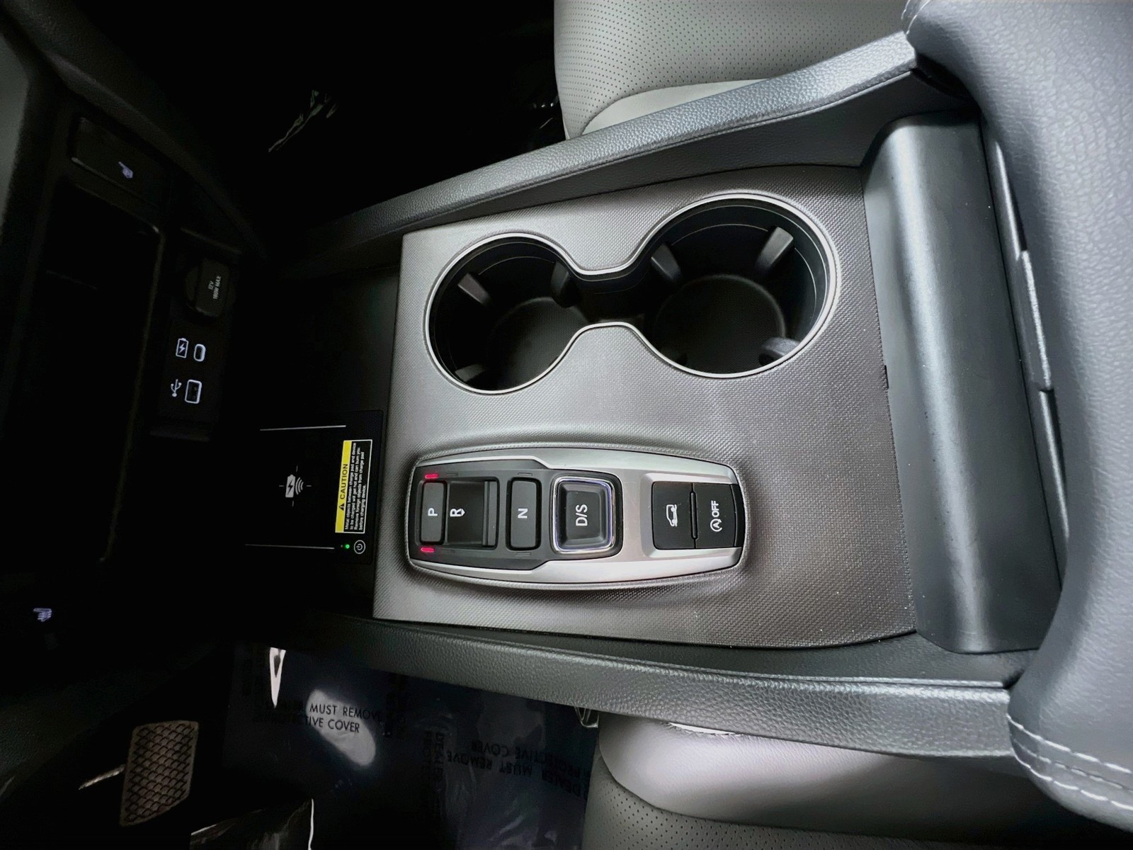 Used 2025 Silver Honda EX-L image 25