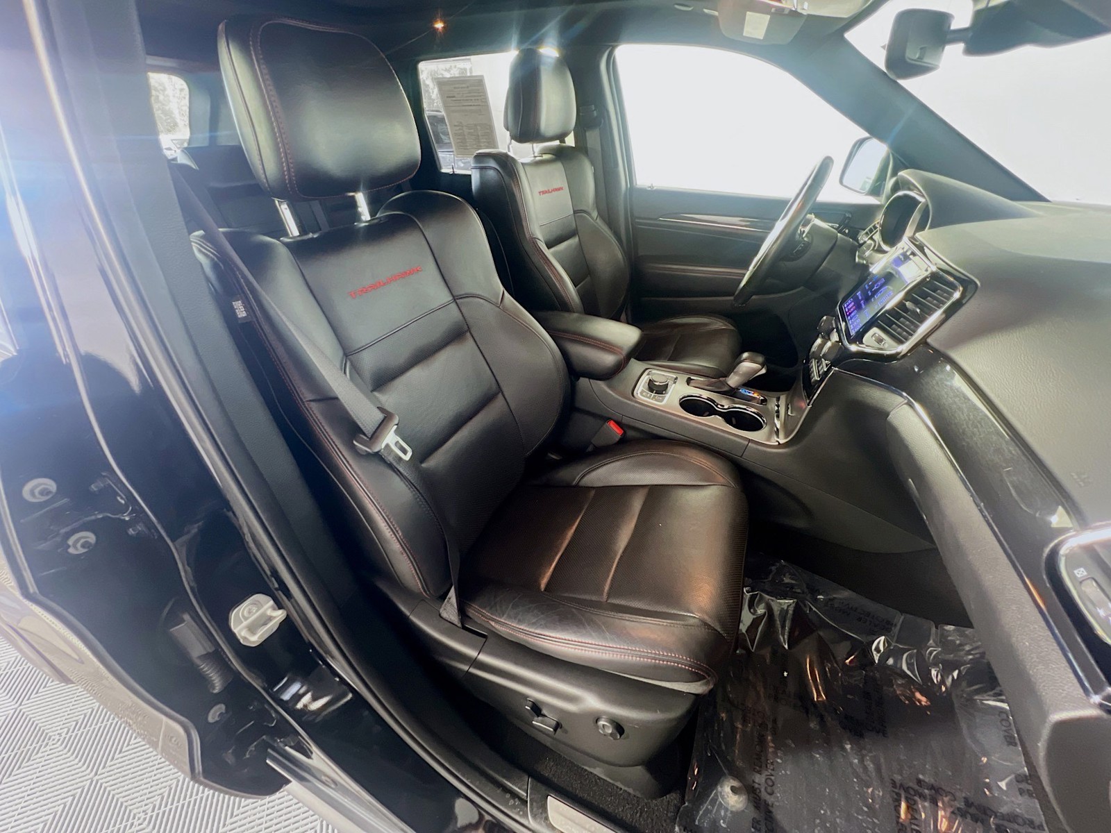 Used 2020 Black Jeep Trailhawk image 30