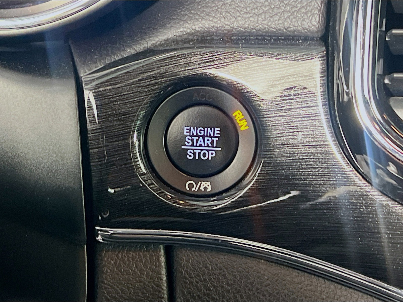 Used 2020 Black Jeep Trailhawk image 19