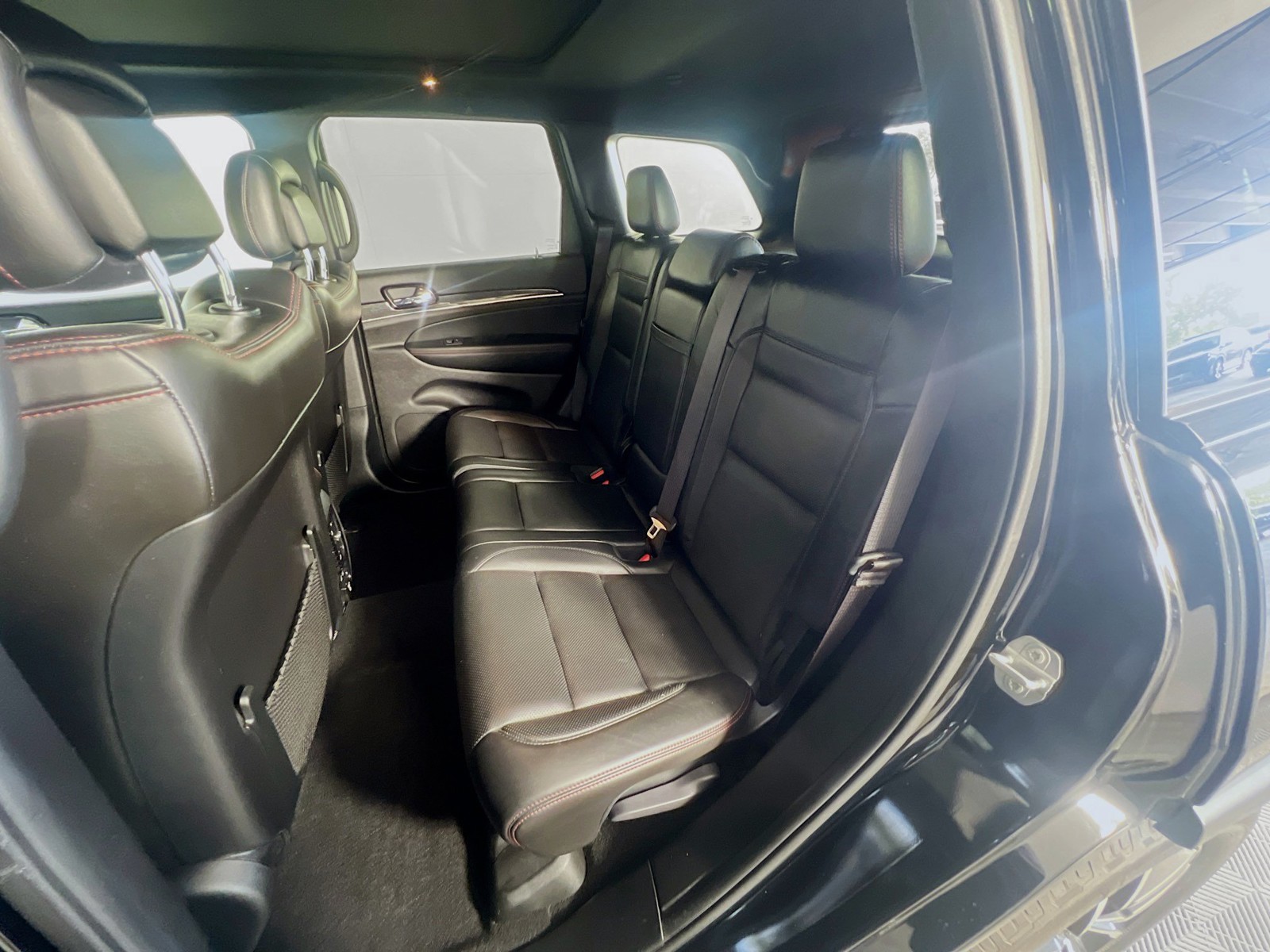Used 2020 Black Jeep Trailhawk image 27